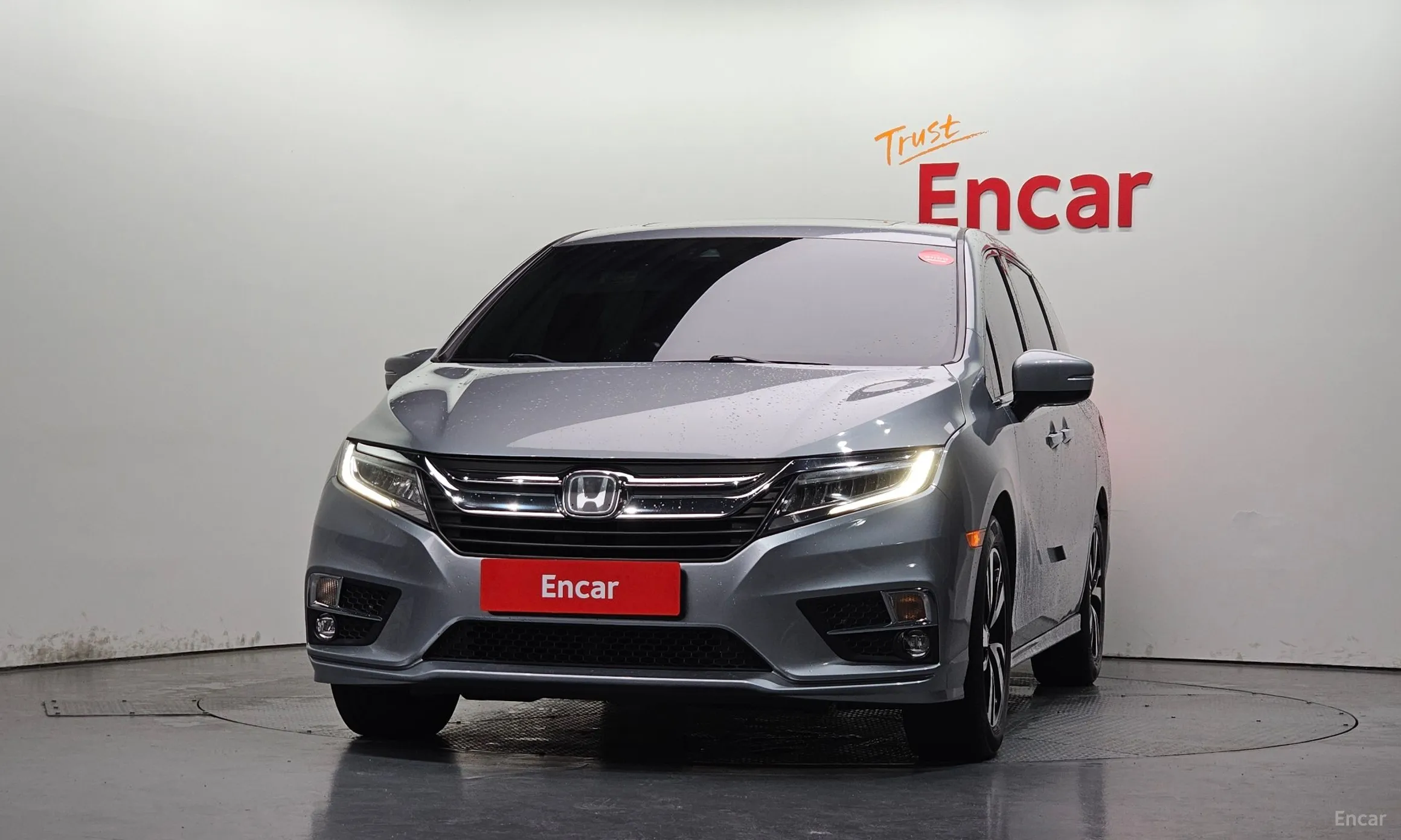 Honda Odyssey превью 3