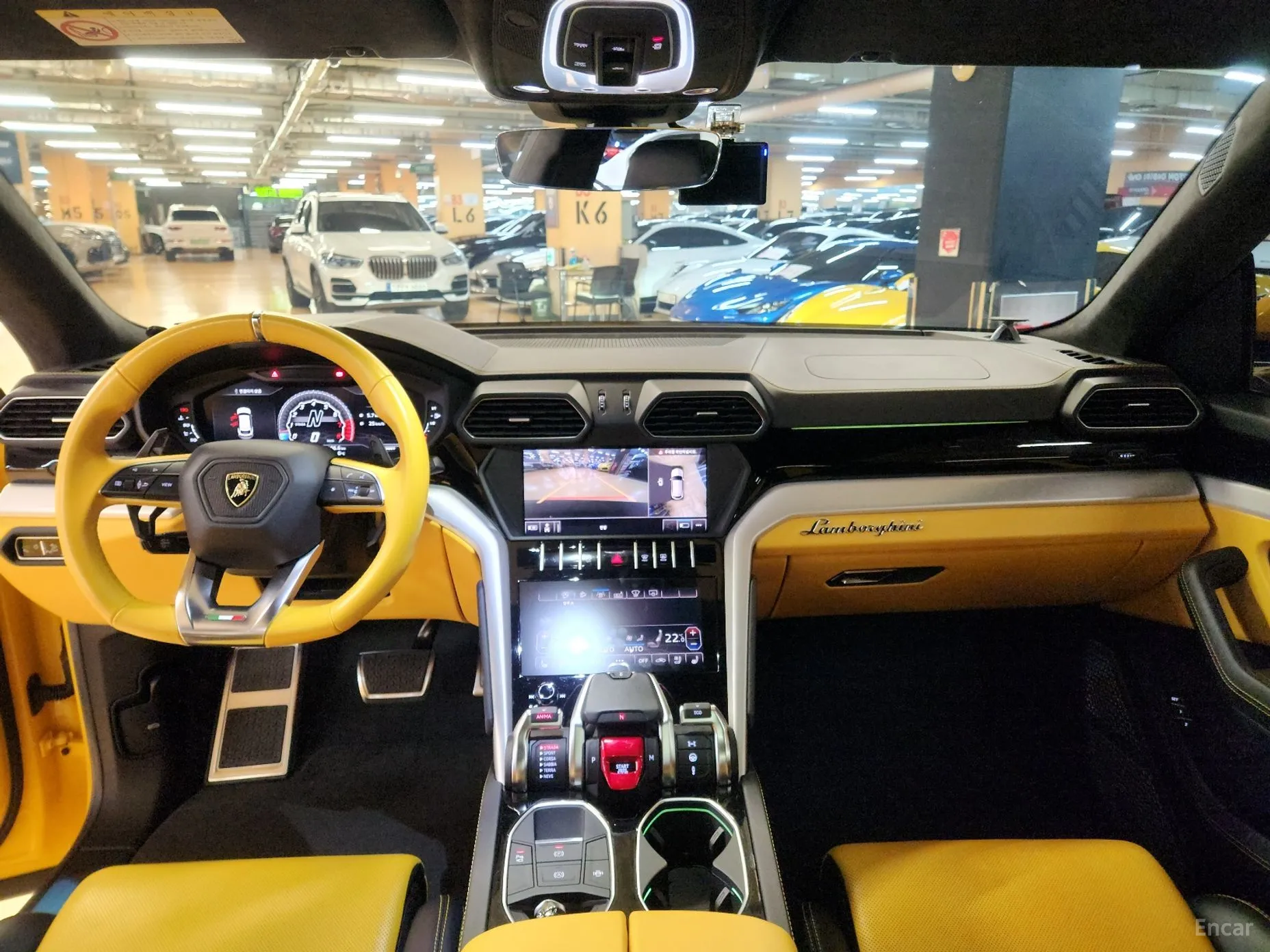 Lamborghini Urus превью 17