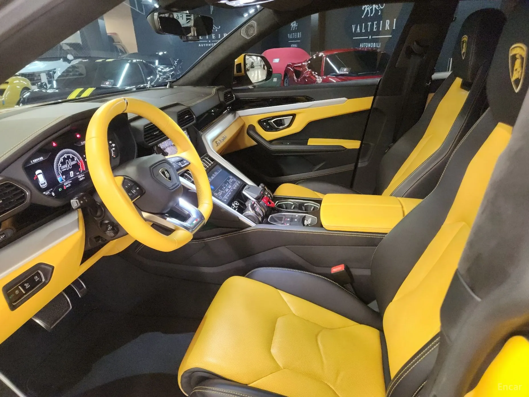 Lamborghini Urus превью 7