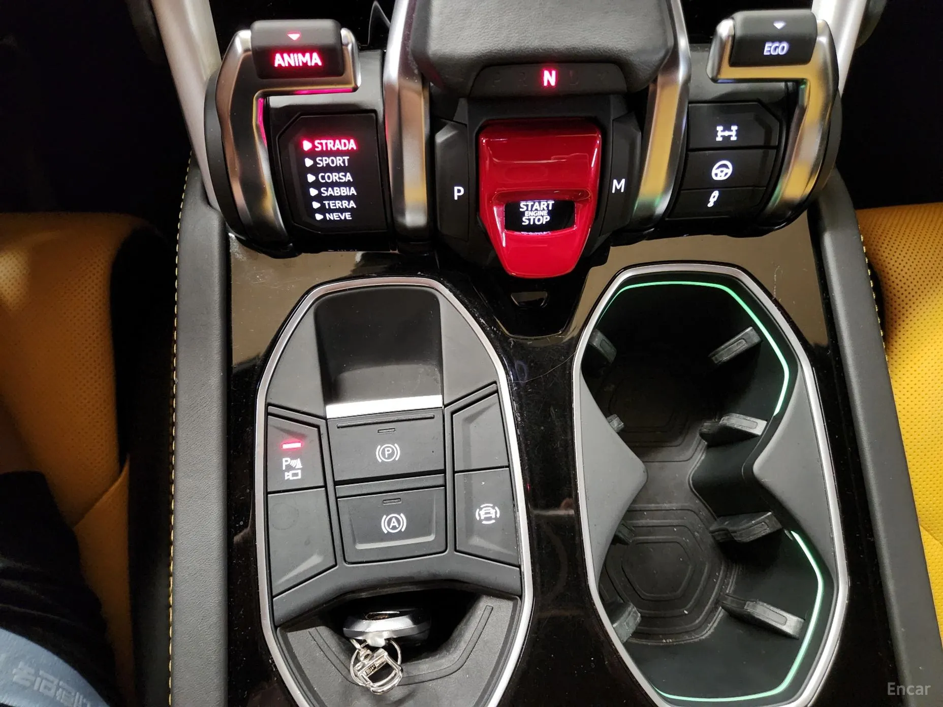 Lamborghini Urus превью 9