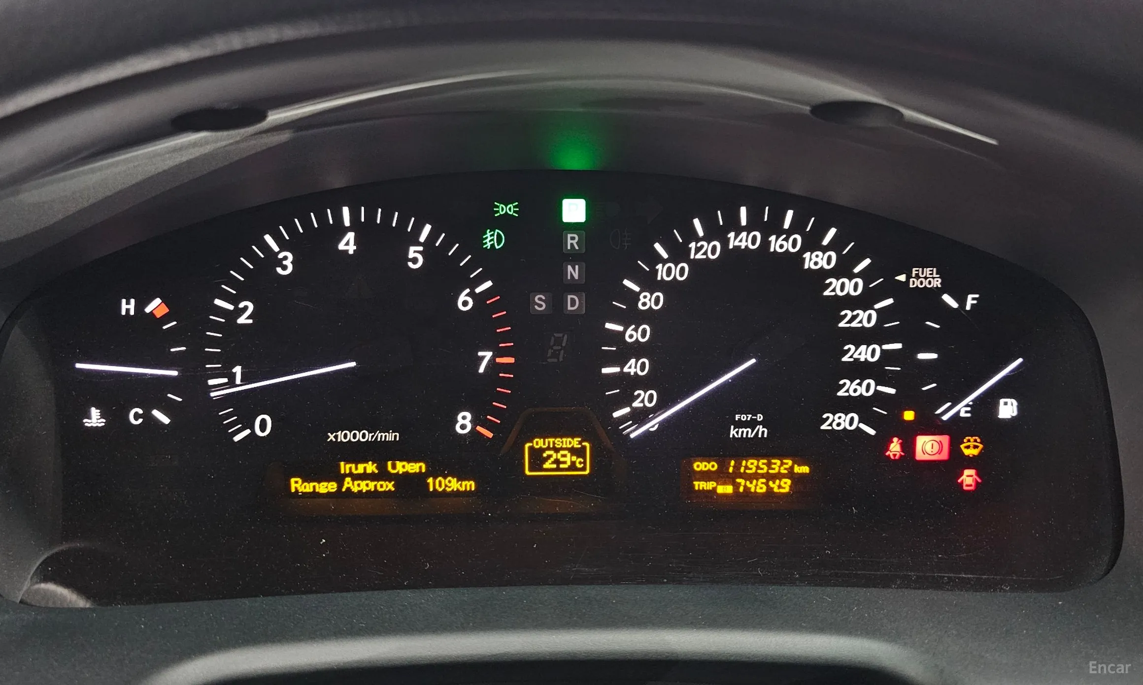 Lexus LS430 превью 8