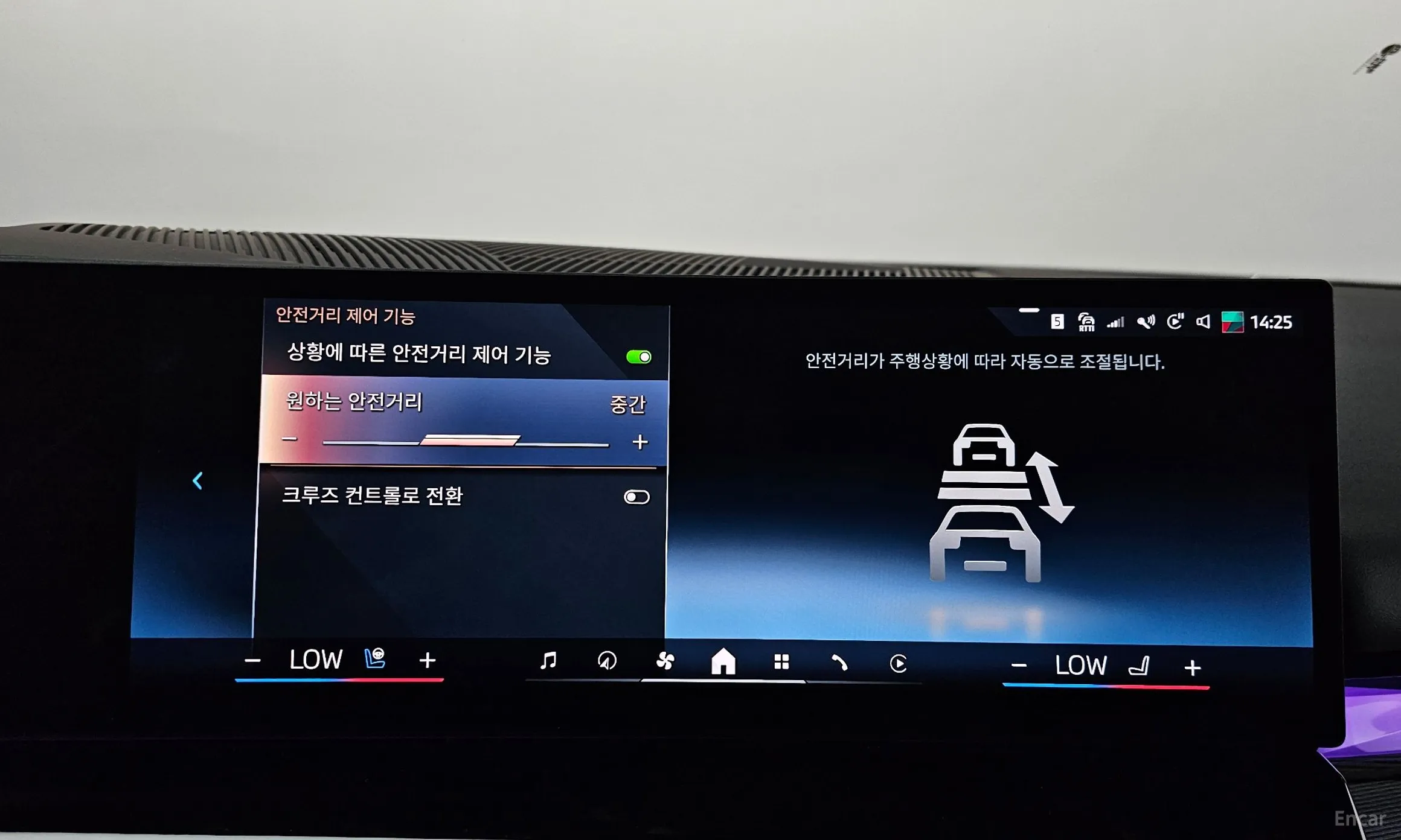 BMW 5 Series (G60) превью 16