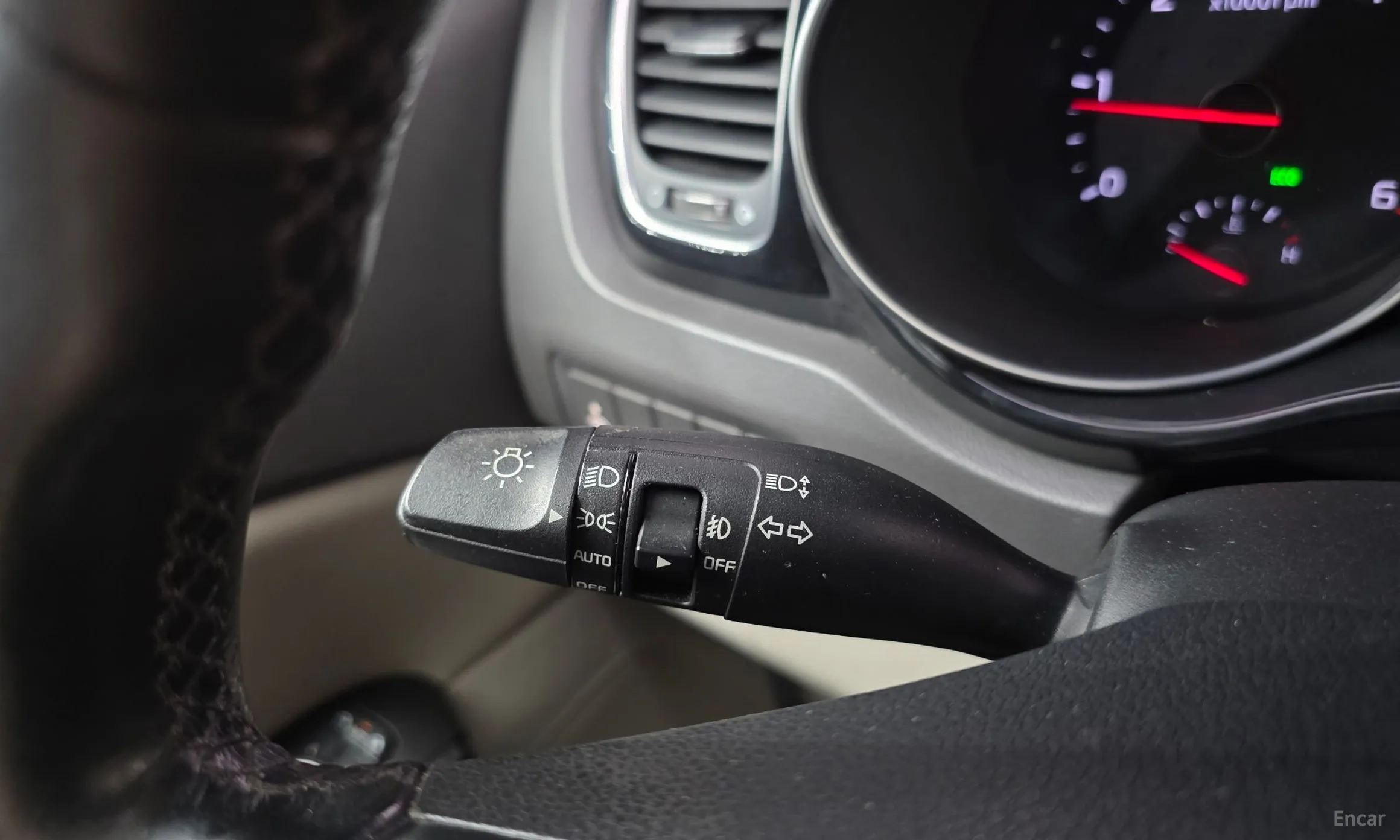 Kia Carnival превью 19