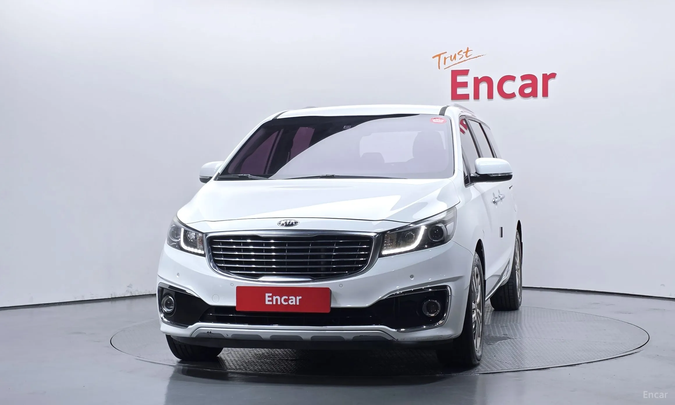 Kia Carnival превью 3