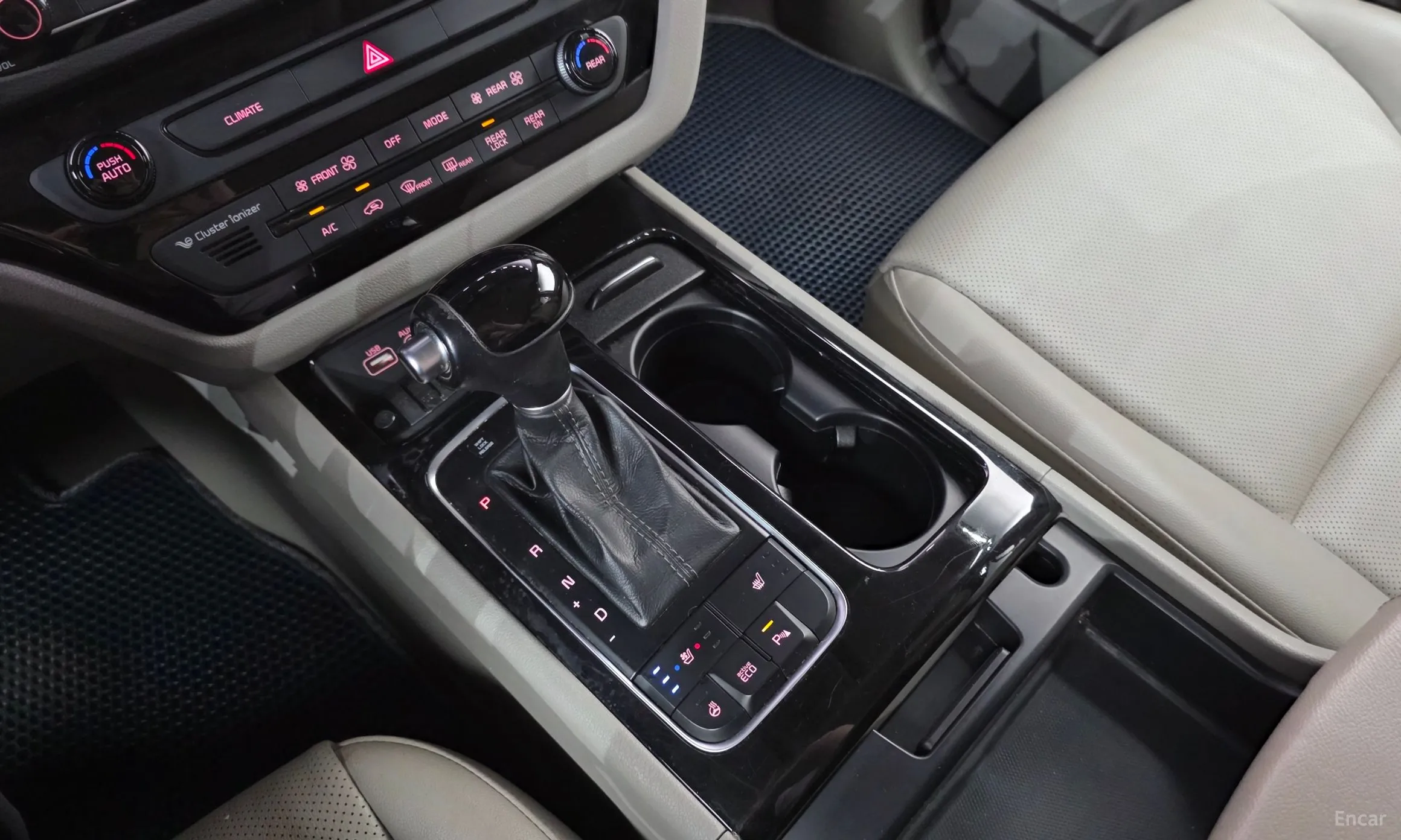Kia Carnival превью 9