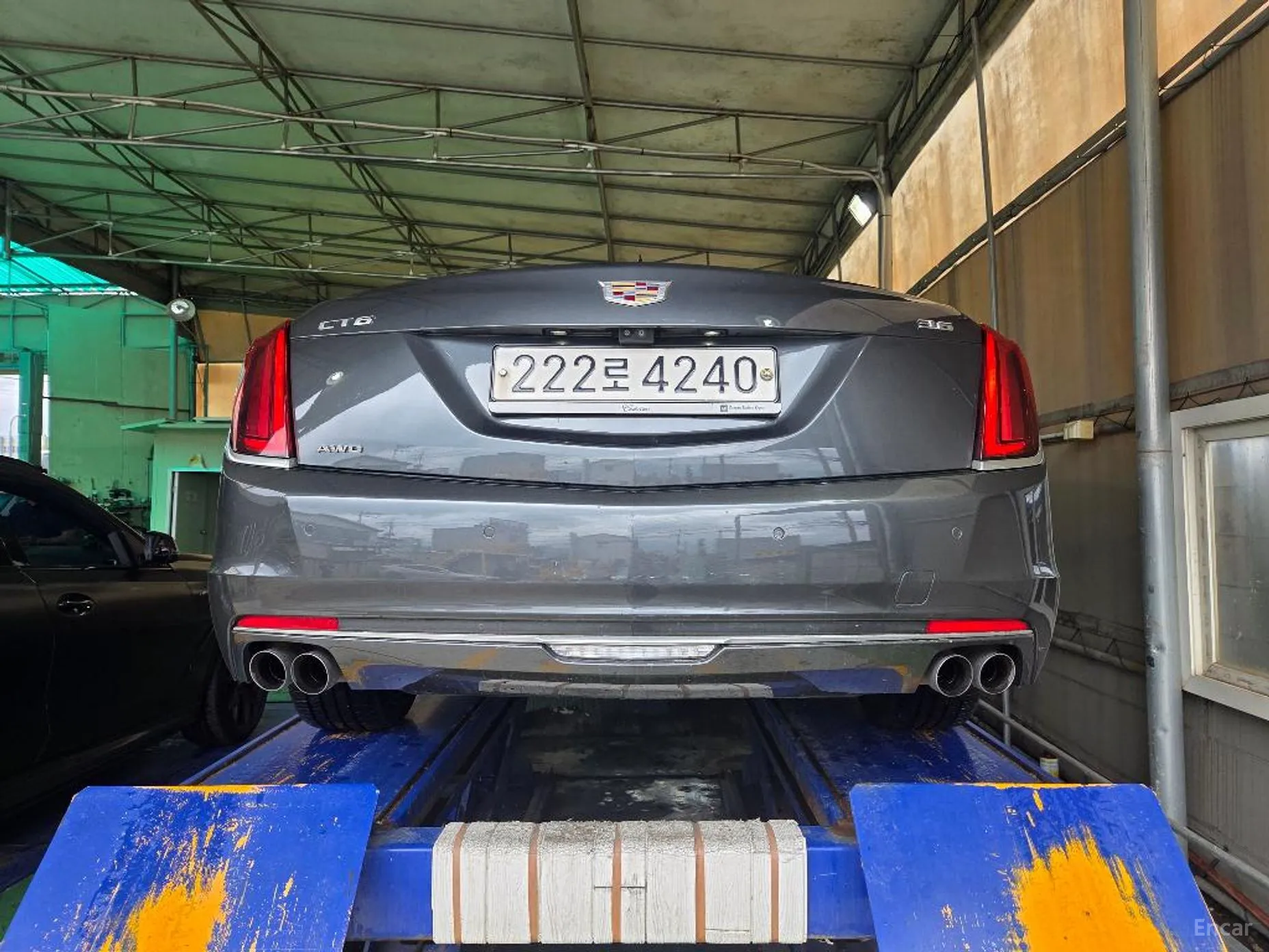 Cadillac CT6 2