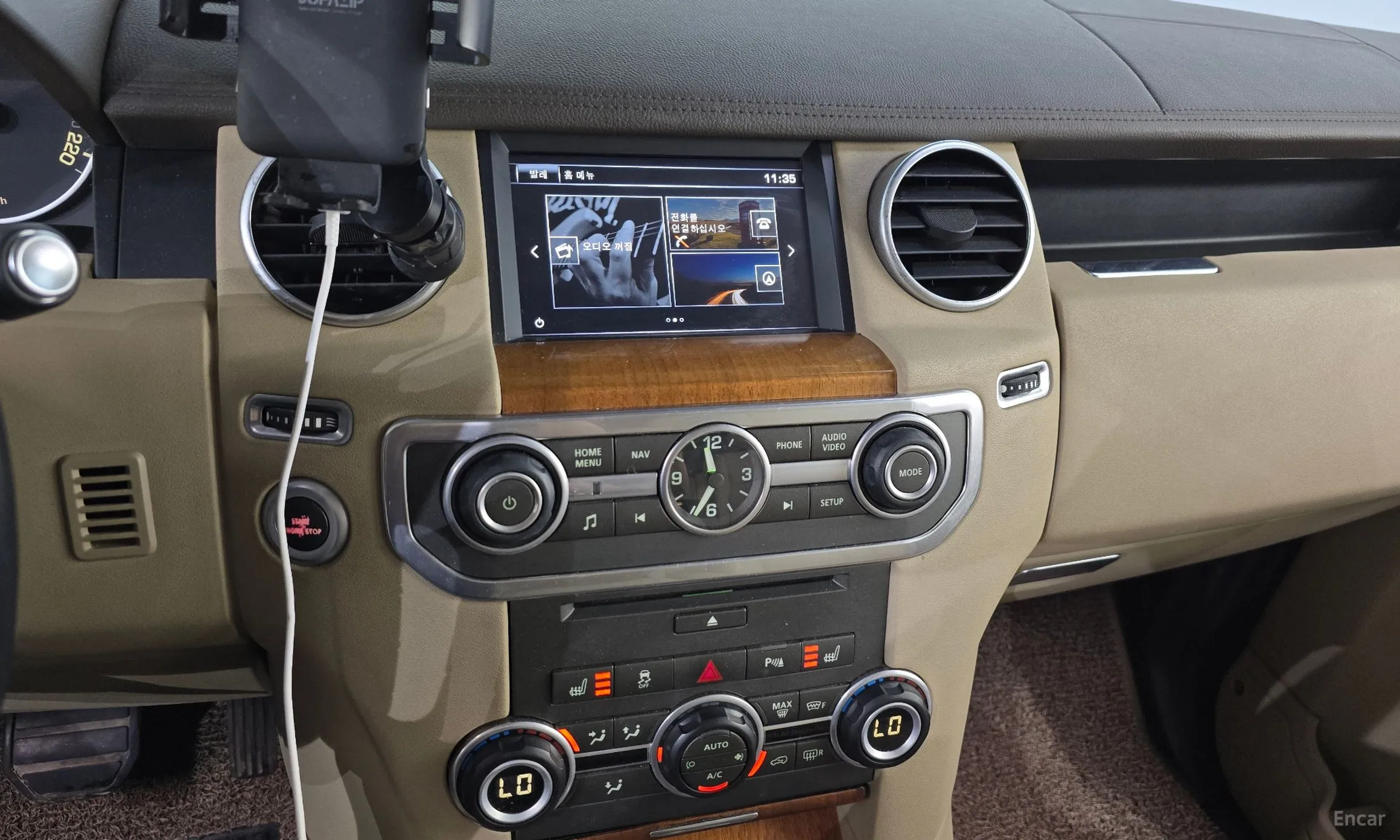 Land Rover Discovery 4 превью 13