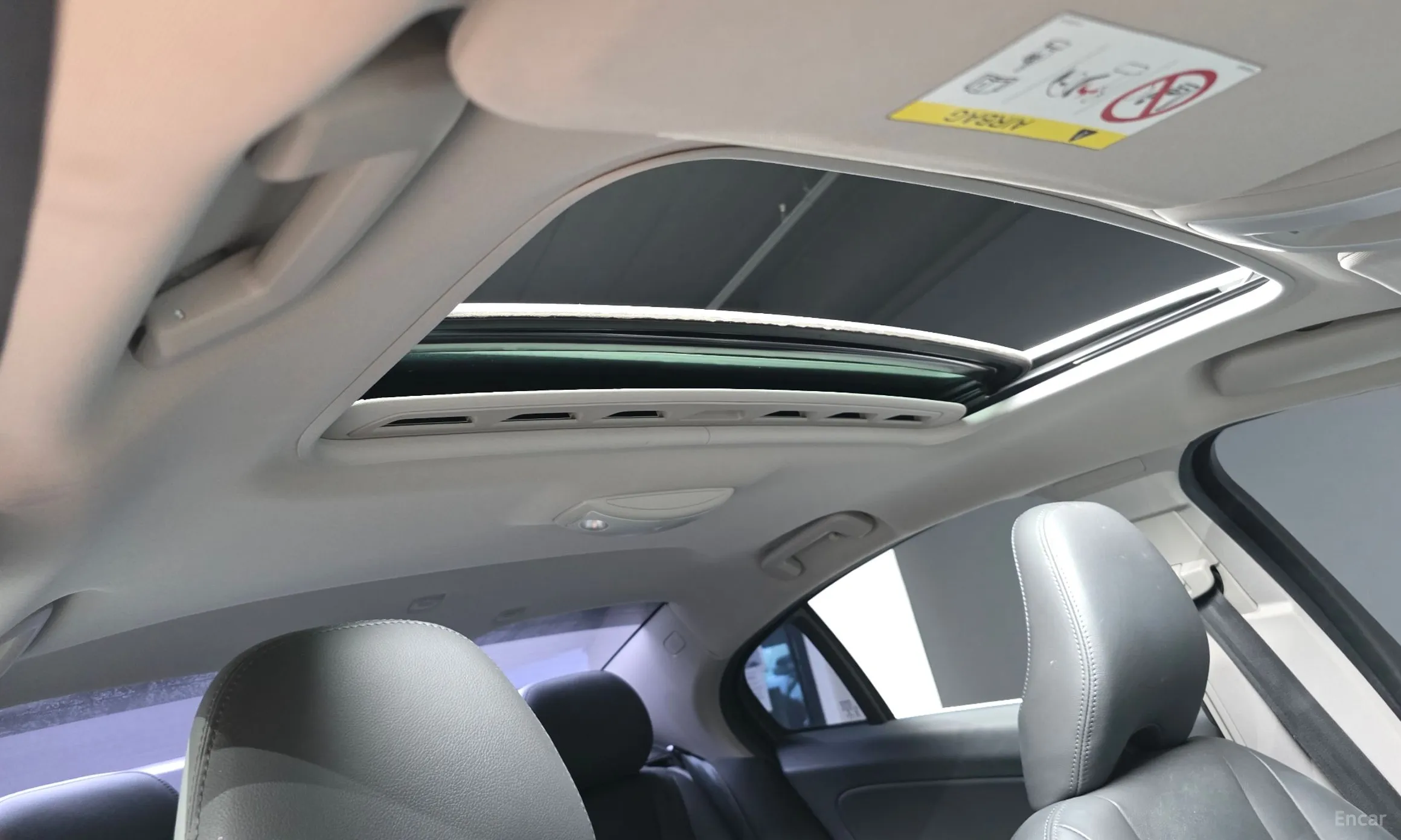 Volvo S60 превью 17