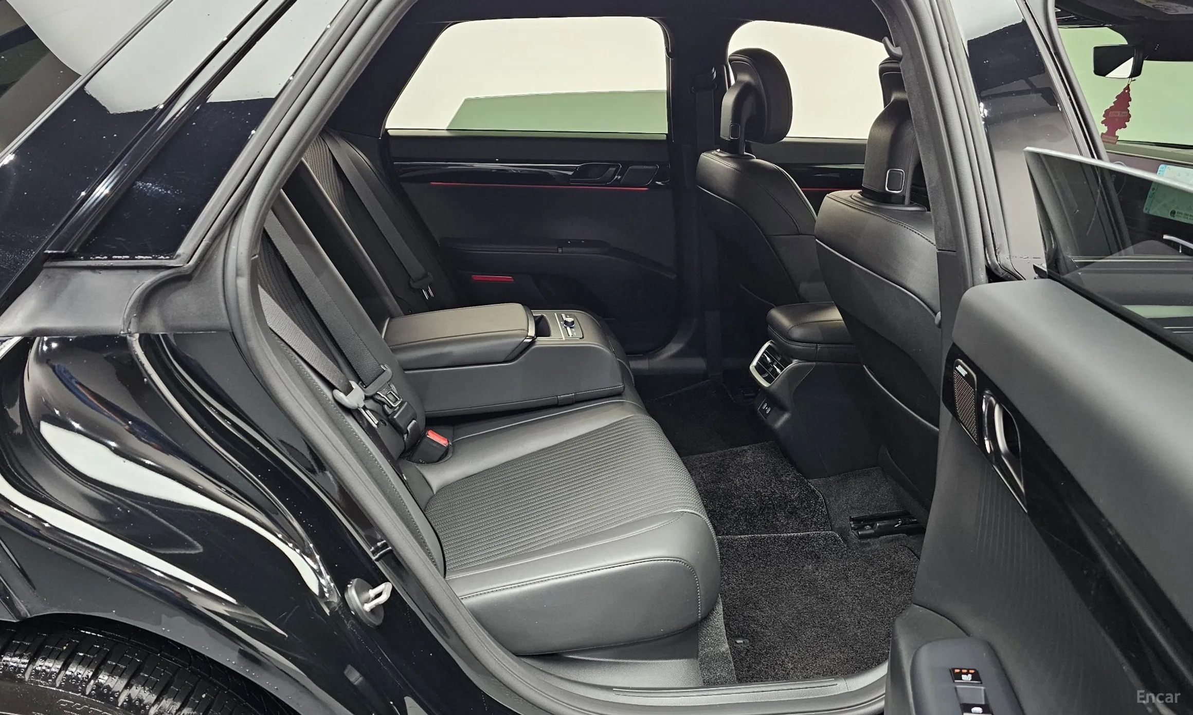 Hyundai Grandeur (GN7) превью 11