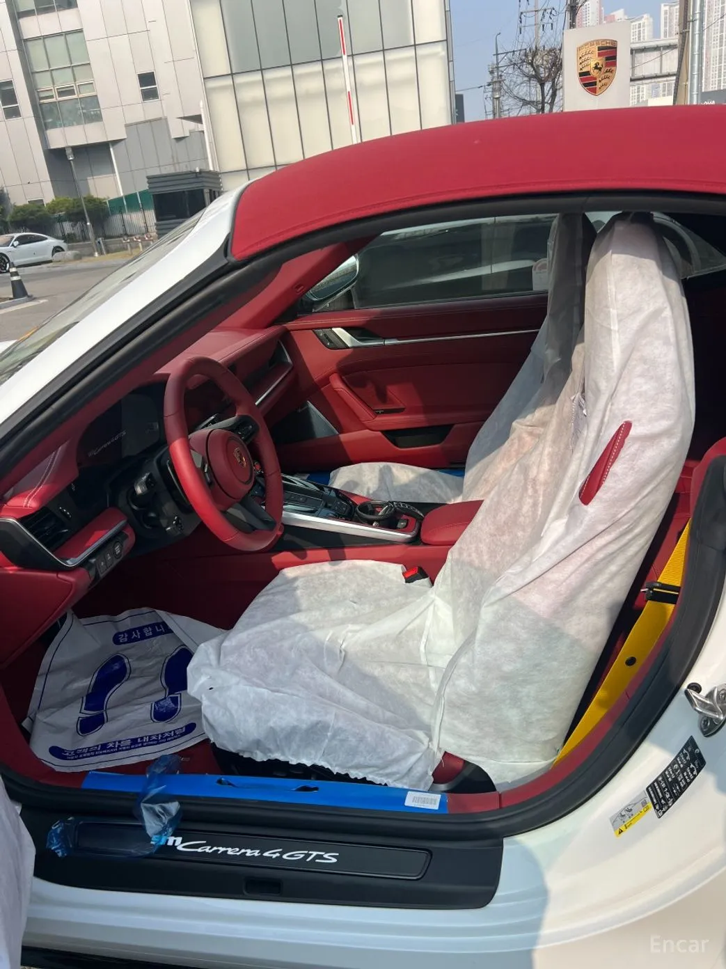 Porsche 911 (992) превью 13