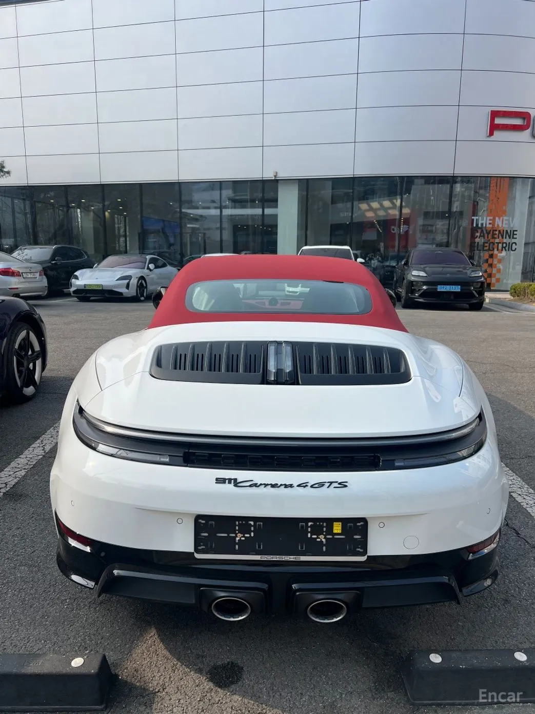 Porsche 911 (992)