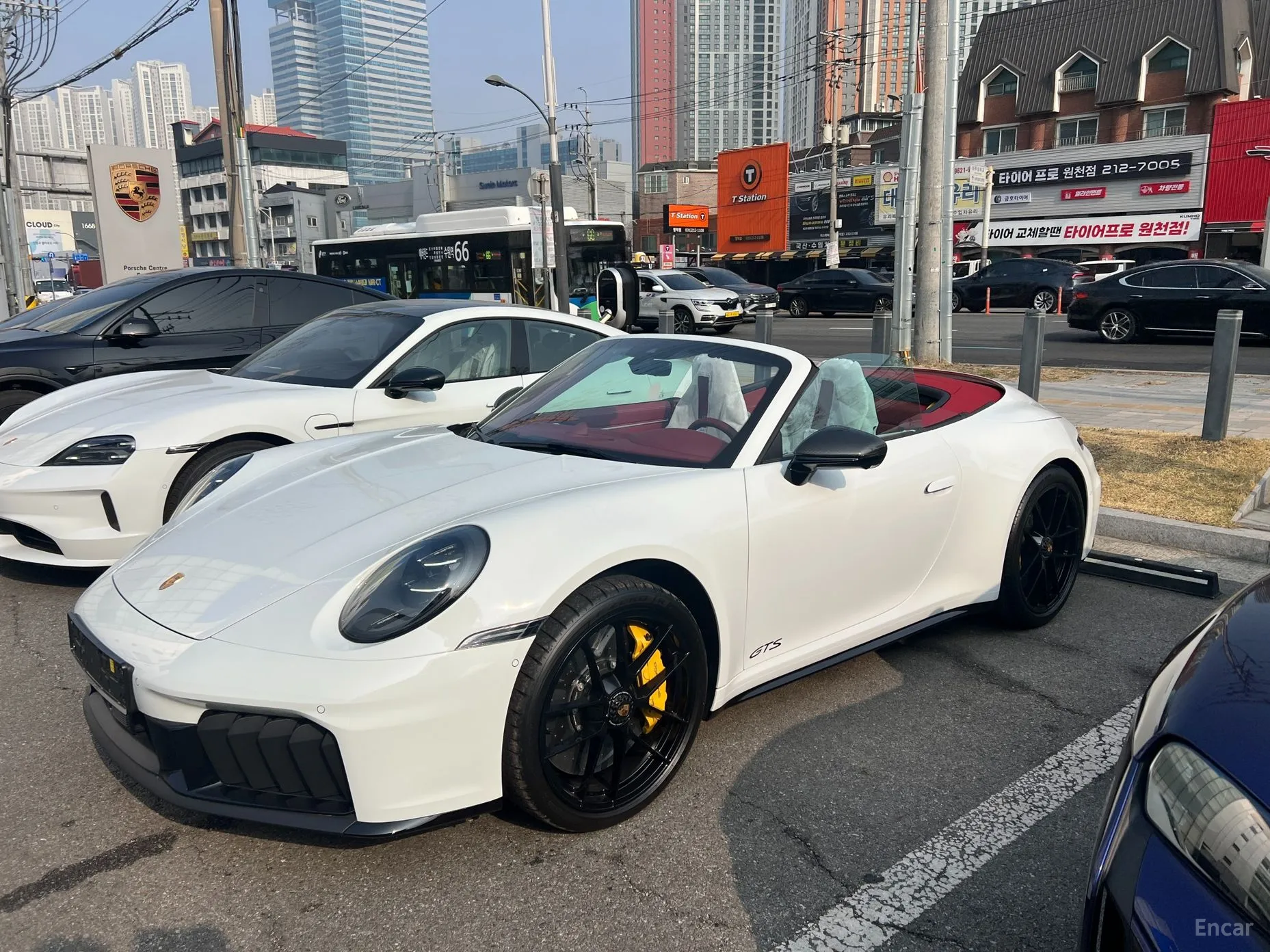 Porsche 911 (992) превью 4