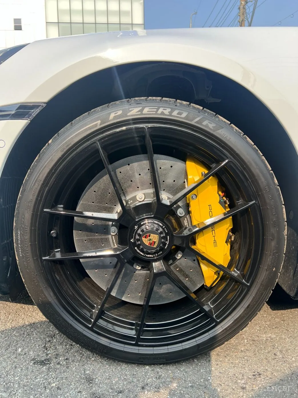 Porsche 911 (992) превью 5