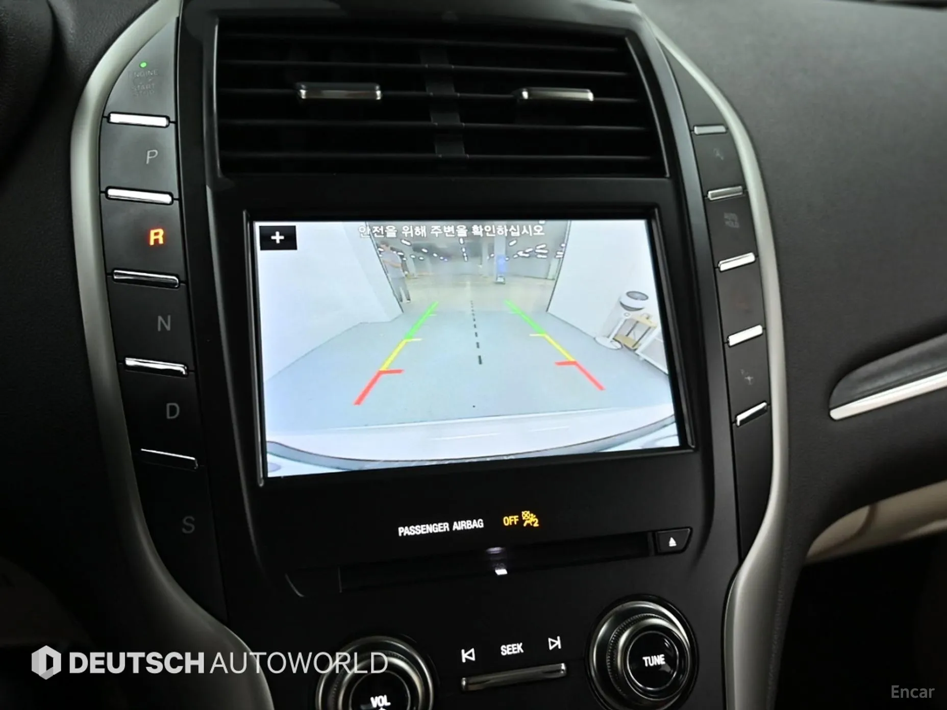 Lincoln MKC превью 15