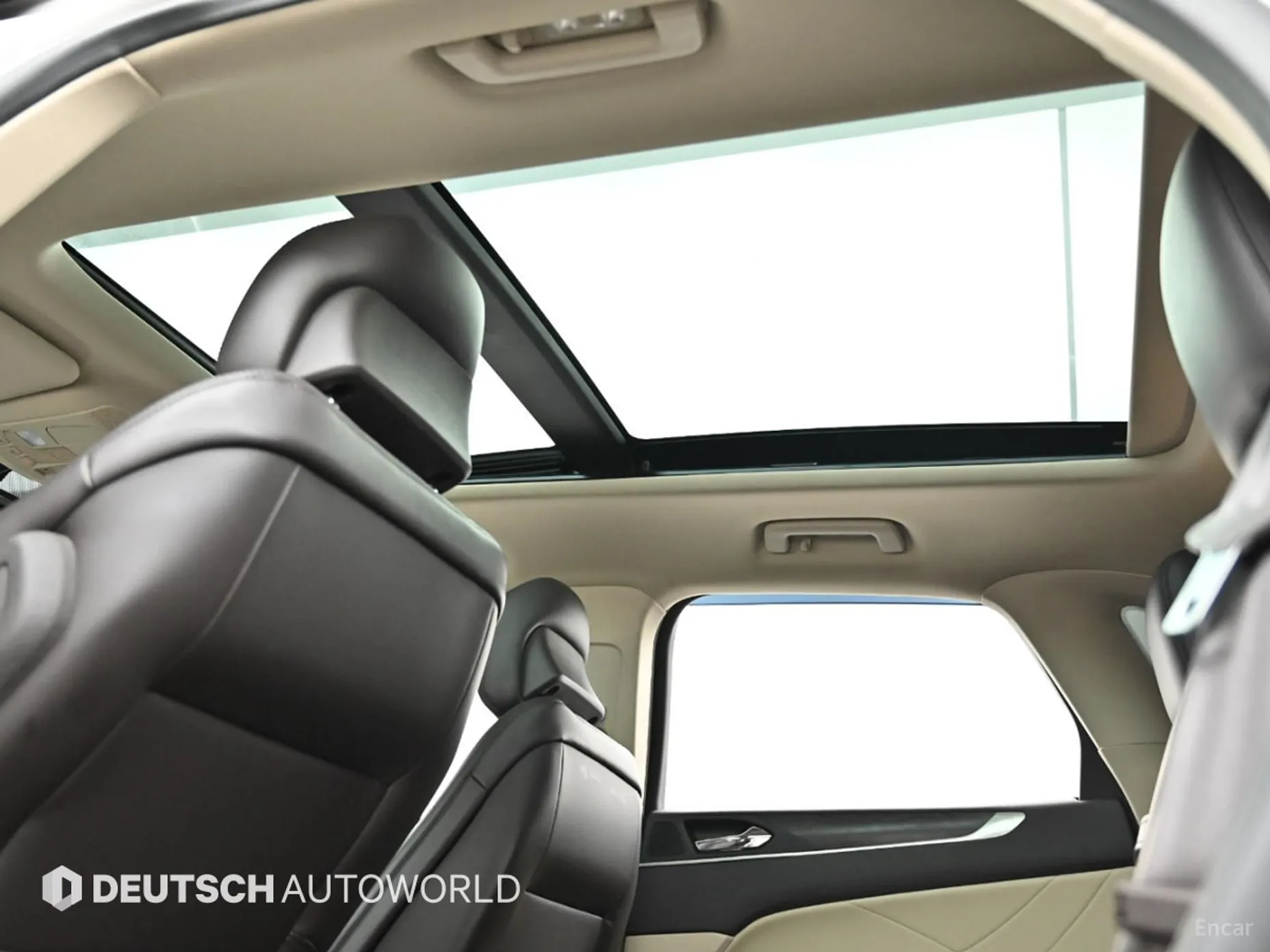 Lincoln MKC превью 18