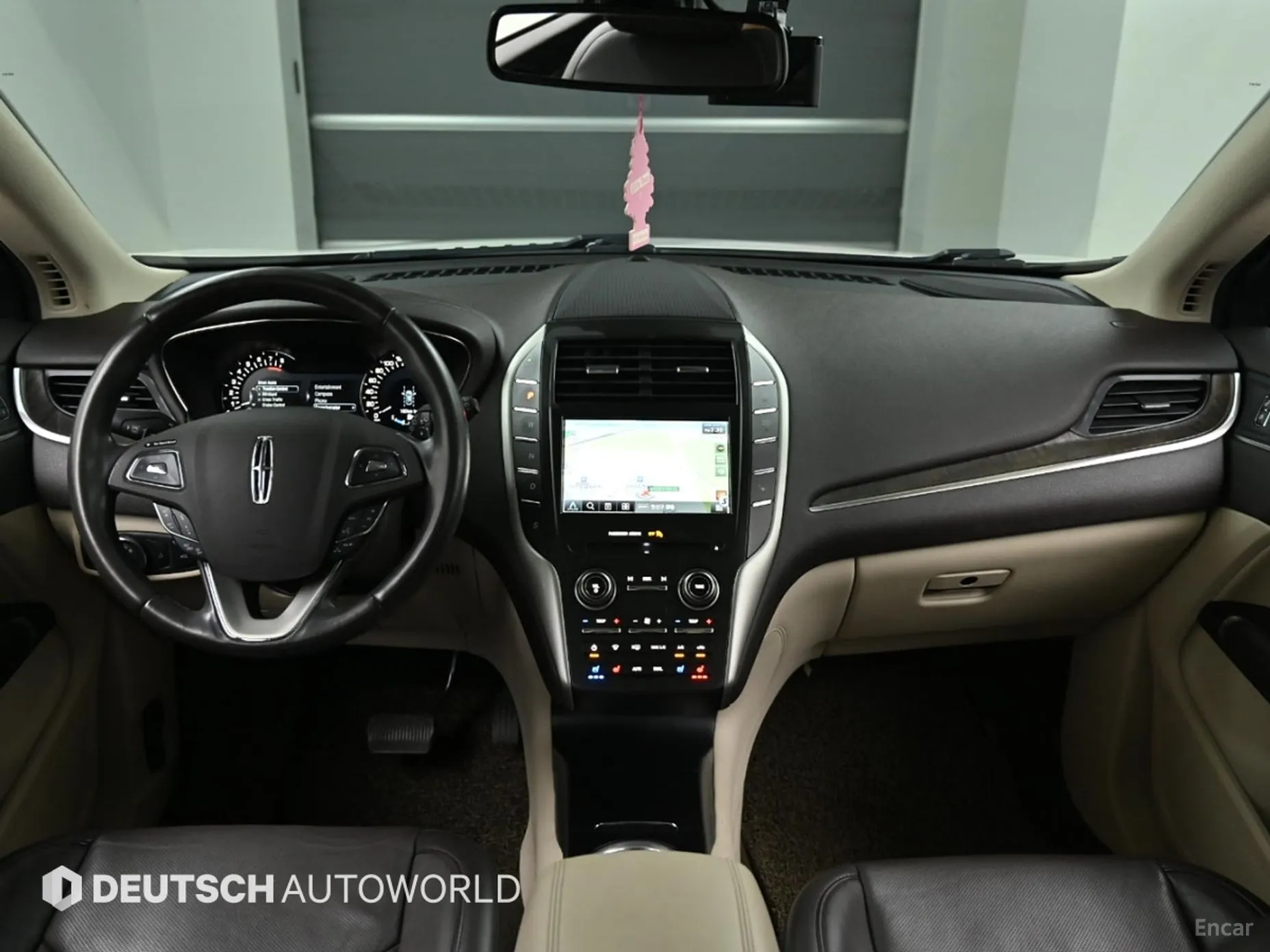 Lincoln MKC превью 7