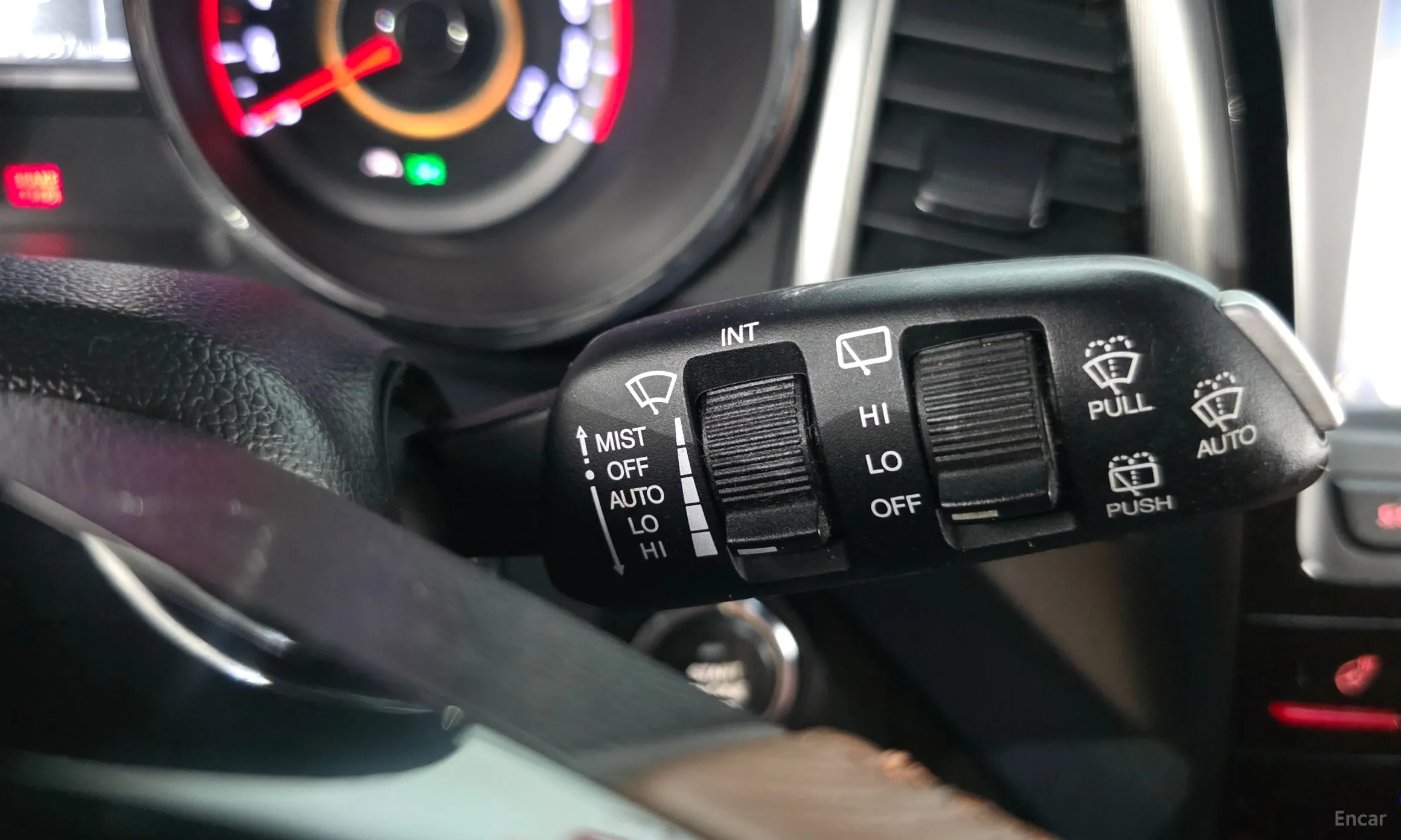 KG Mobility (SsangYong) Tivoli Armor превью 18