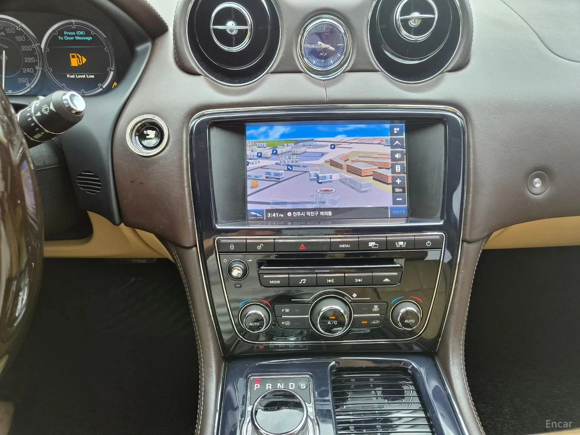 Jaguar All New XJ превью 13