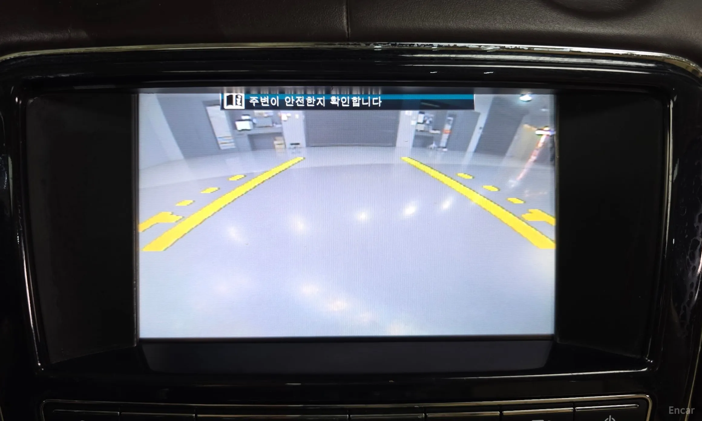Jaguar All New XJ превью 14