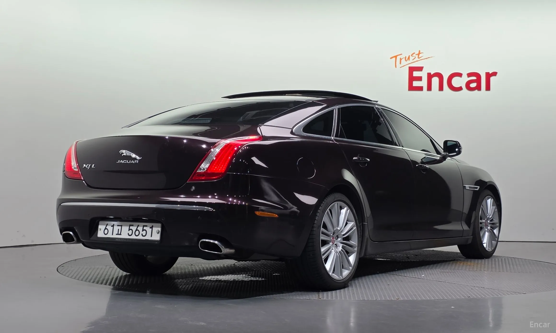 Jaguar All New XJ