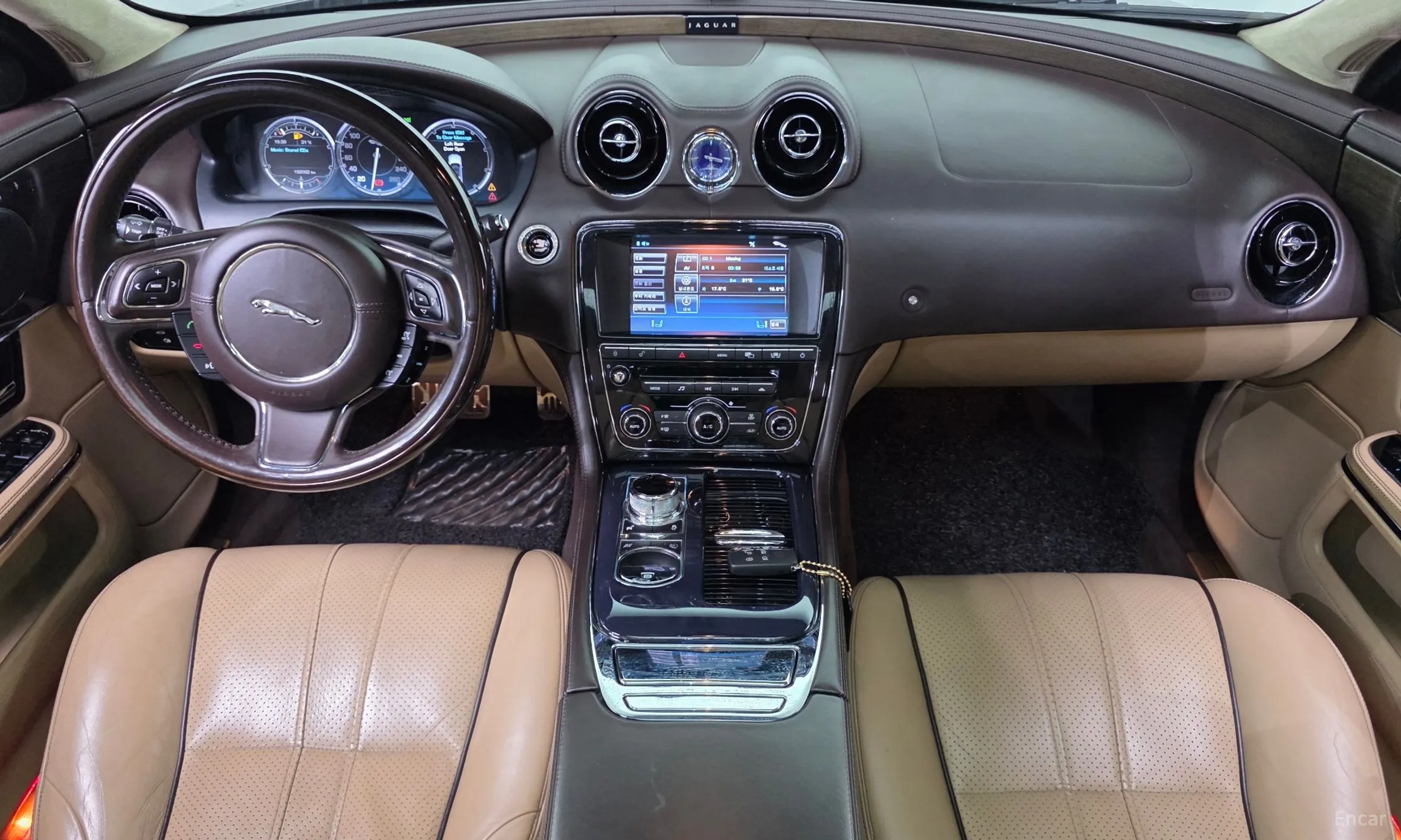Jaguar All New XJ превью 7