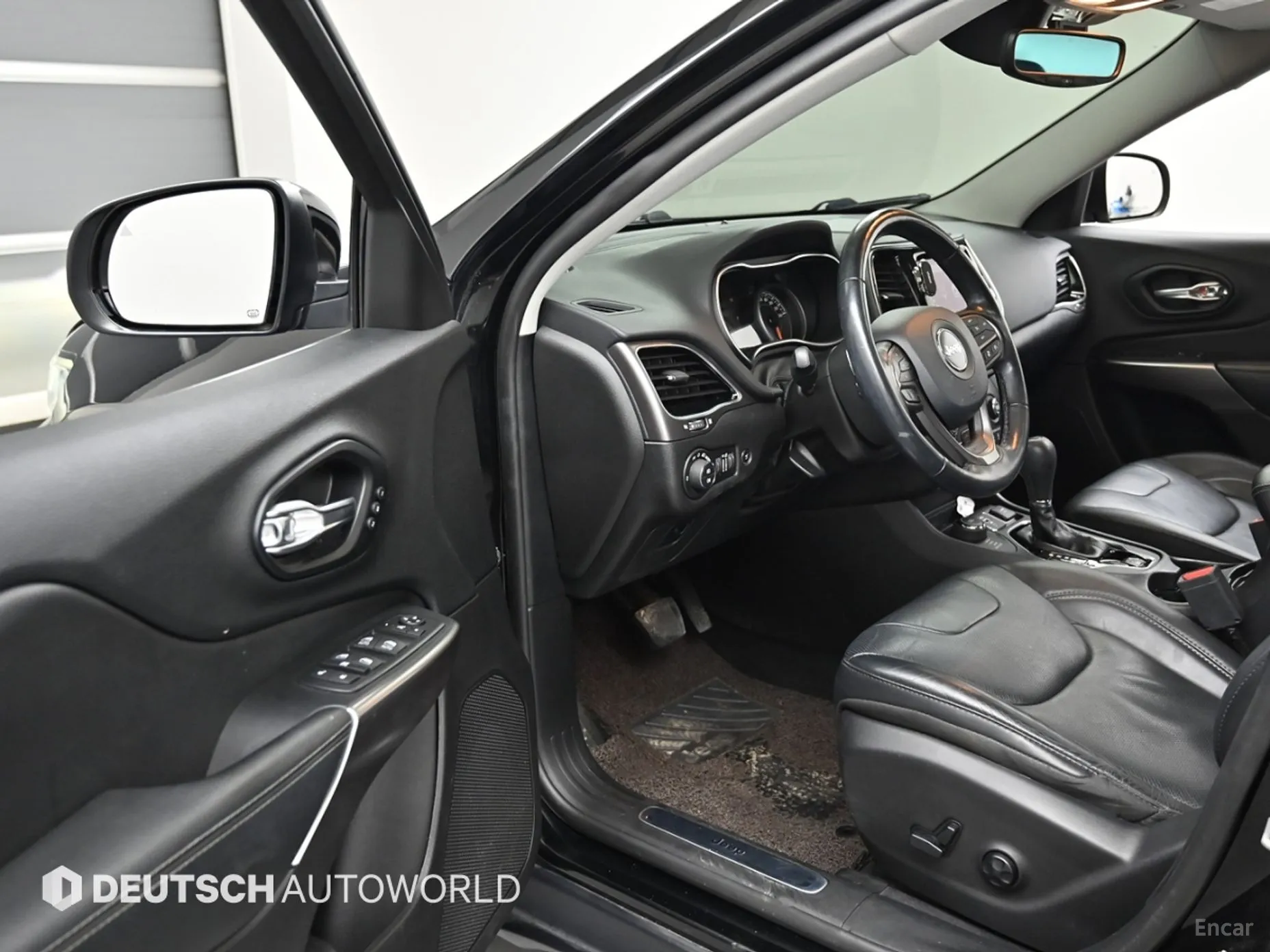 Jeep Cherokee (KL) превью 11