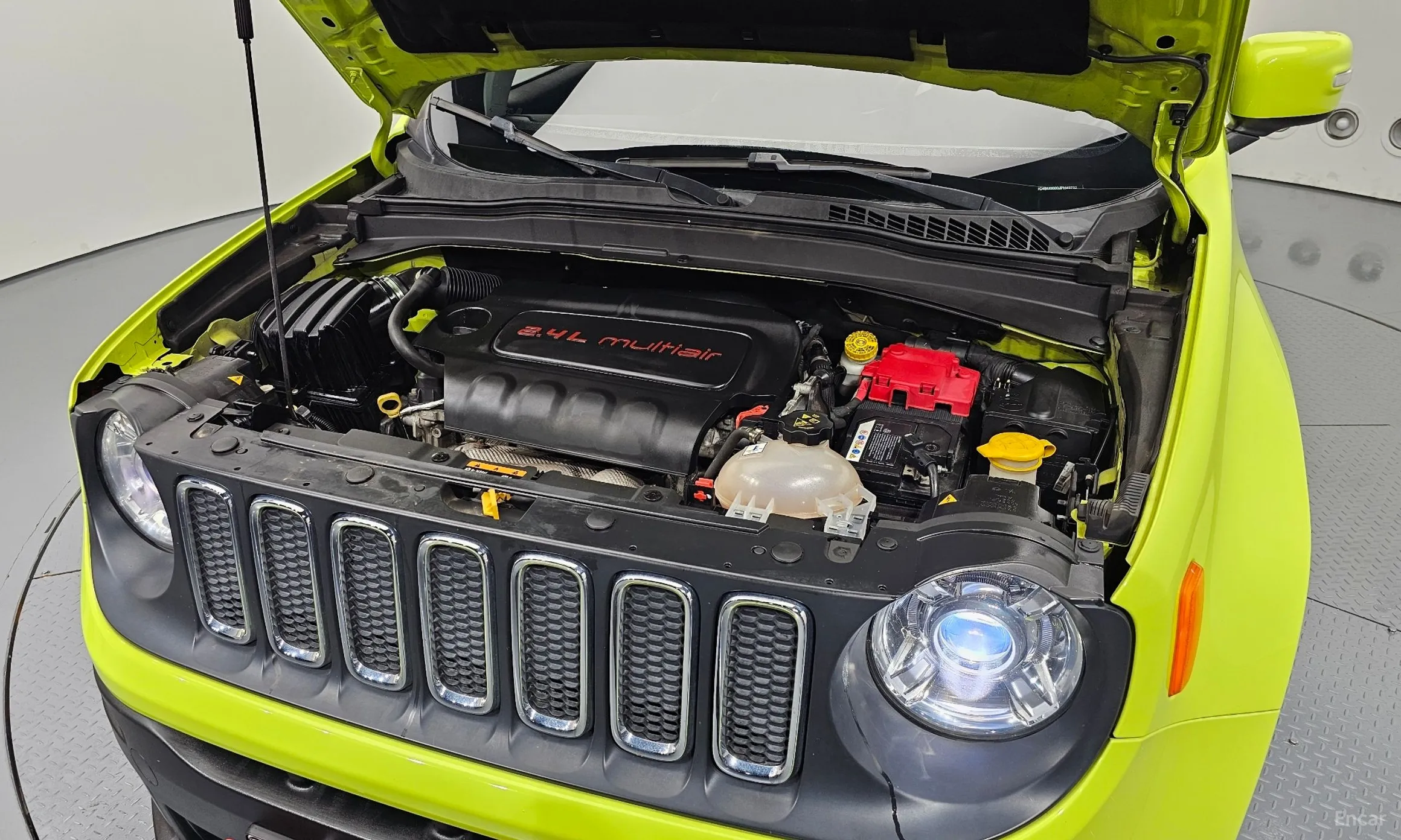 Jeep Renegade превью 6