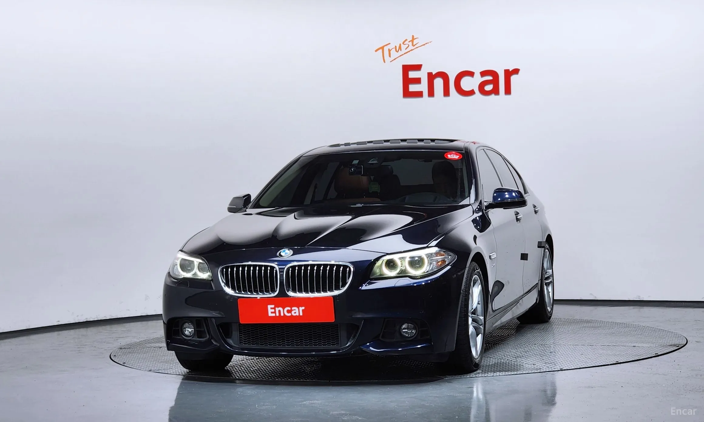 BMW 5 Series (F10) превью 3