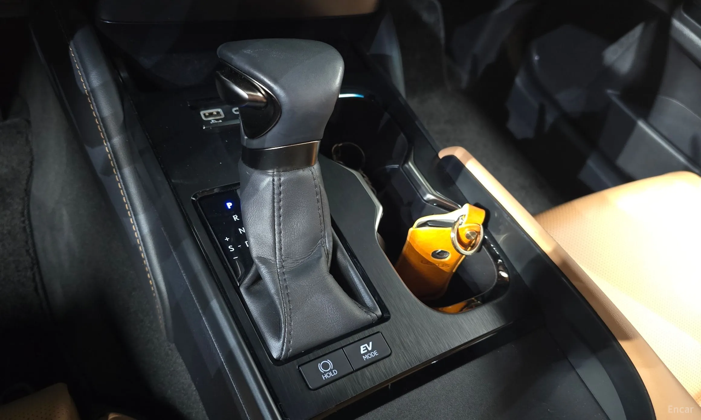 Lexus ES300h 7th Generation превью 9