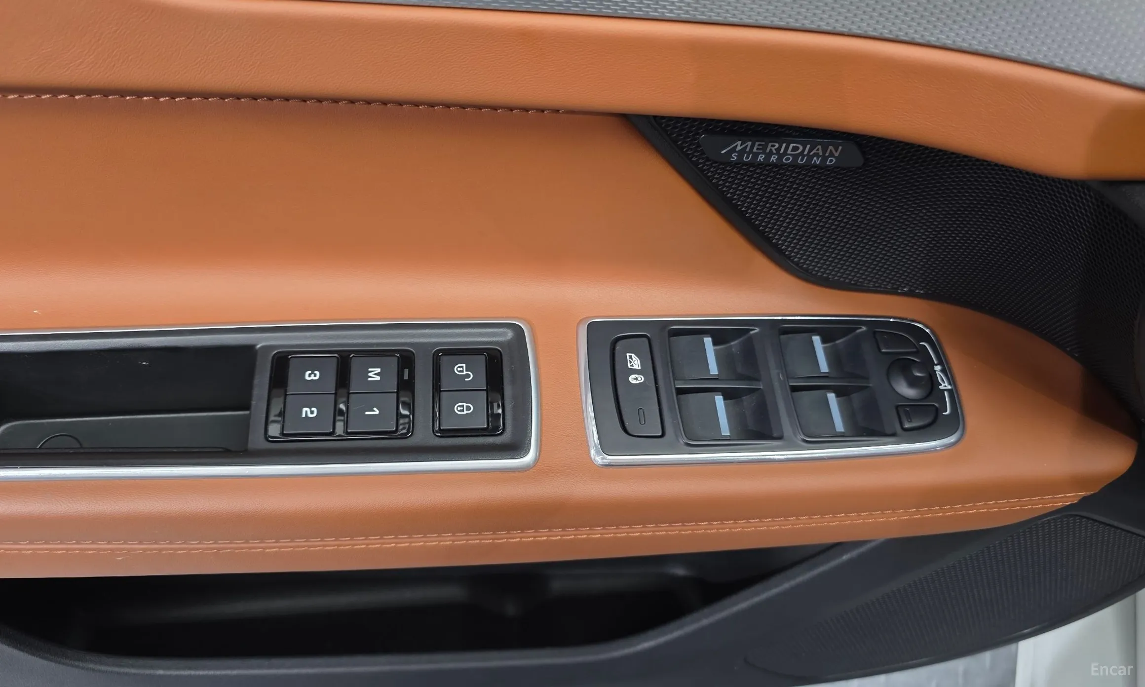 Jaguar XF (x260) превью 13