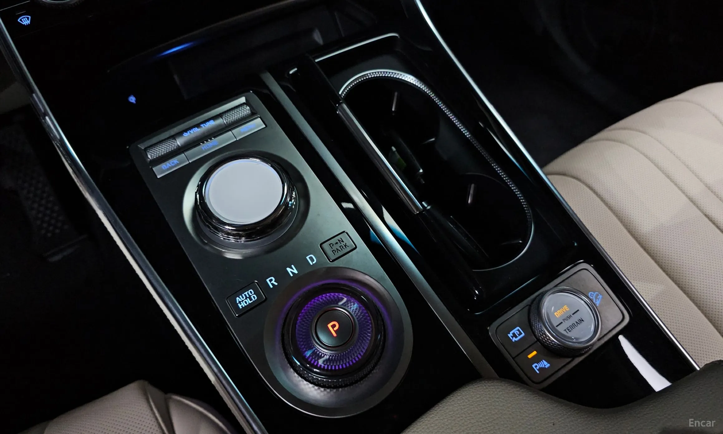 Genesis GV80 превью 9