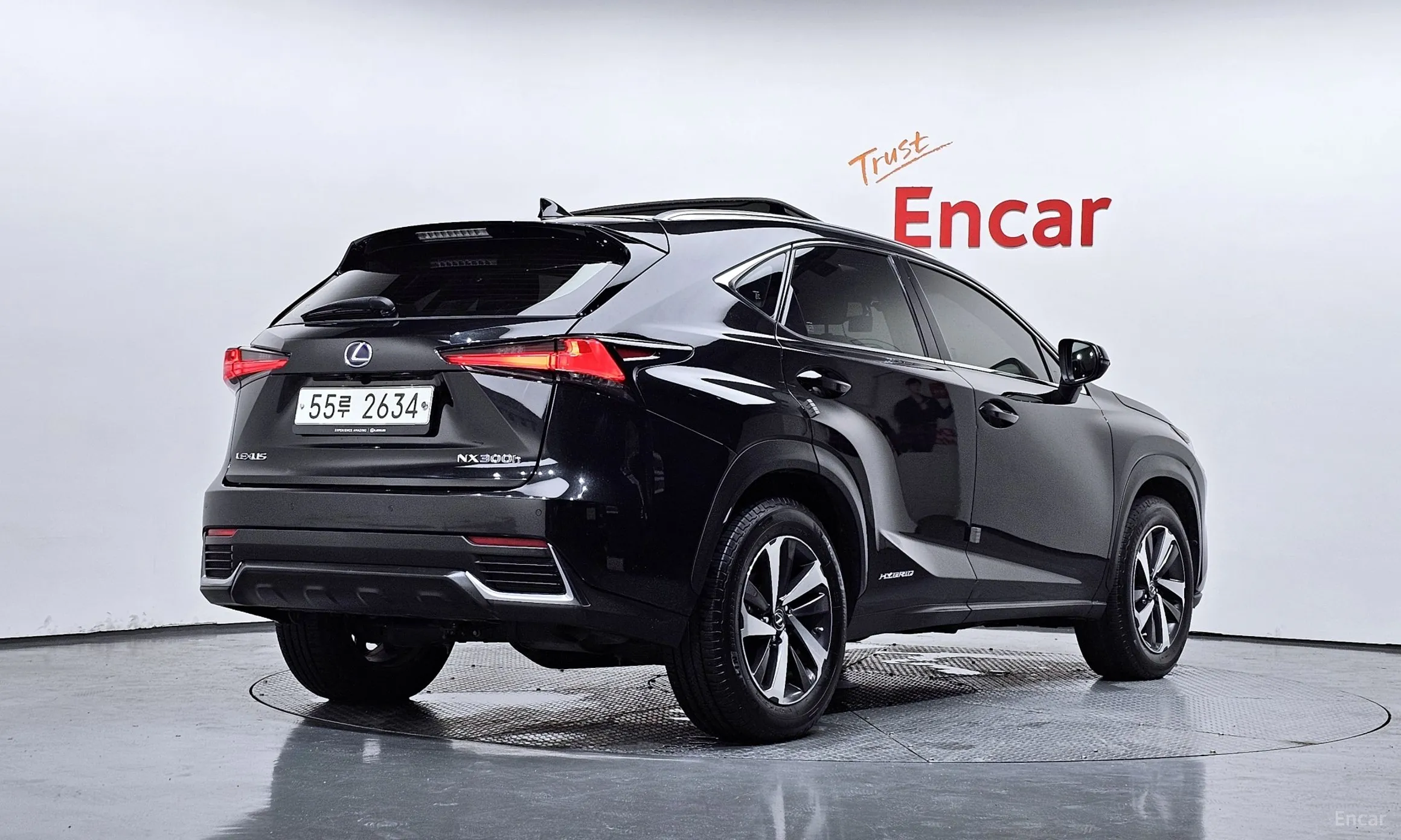 Lexus NX300h
