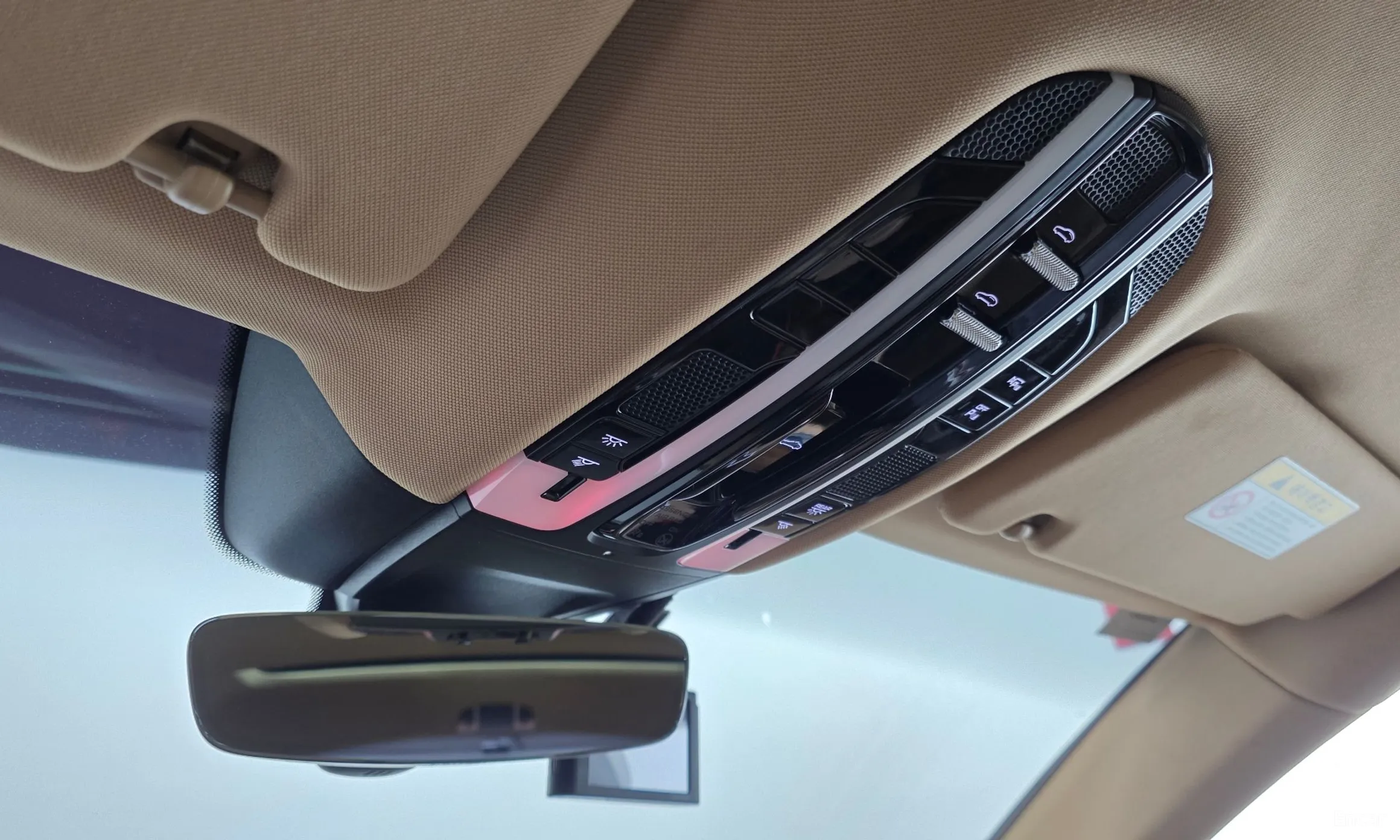Porsche Panamera (971) превью 16