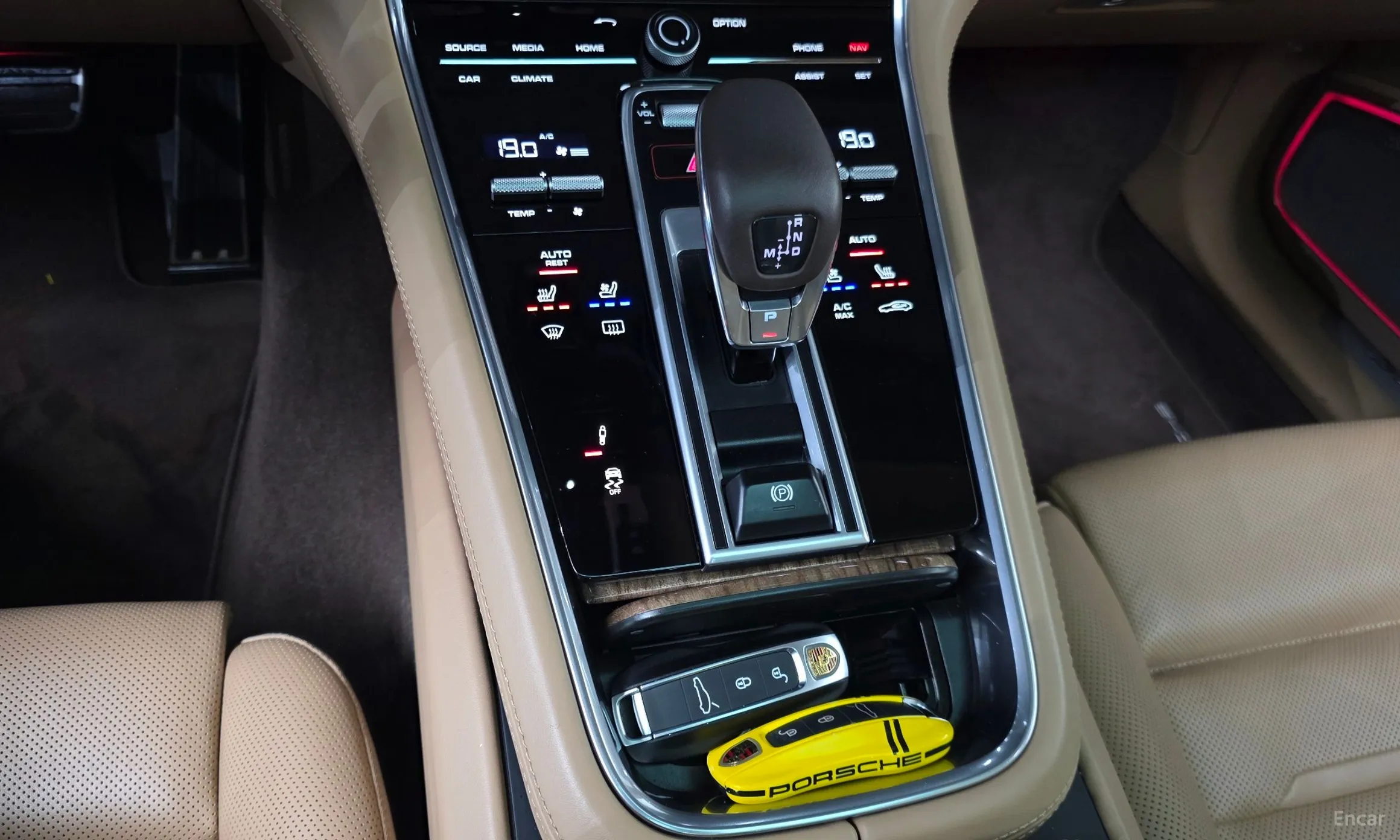 Porsche Panamera (971) превью 9
