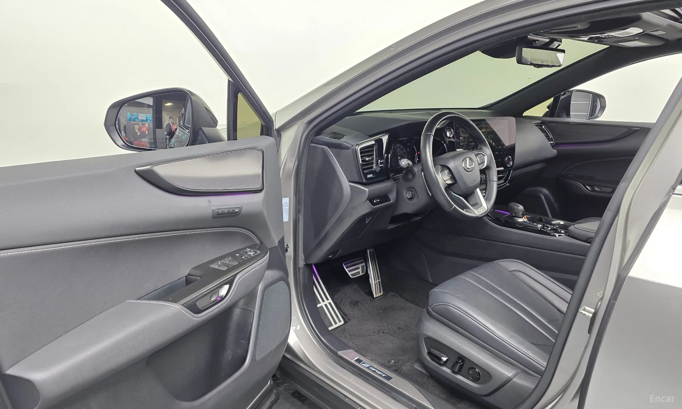 Lexus NX450h + 2nd Gen превью 10