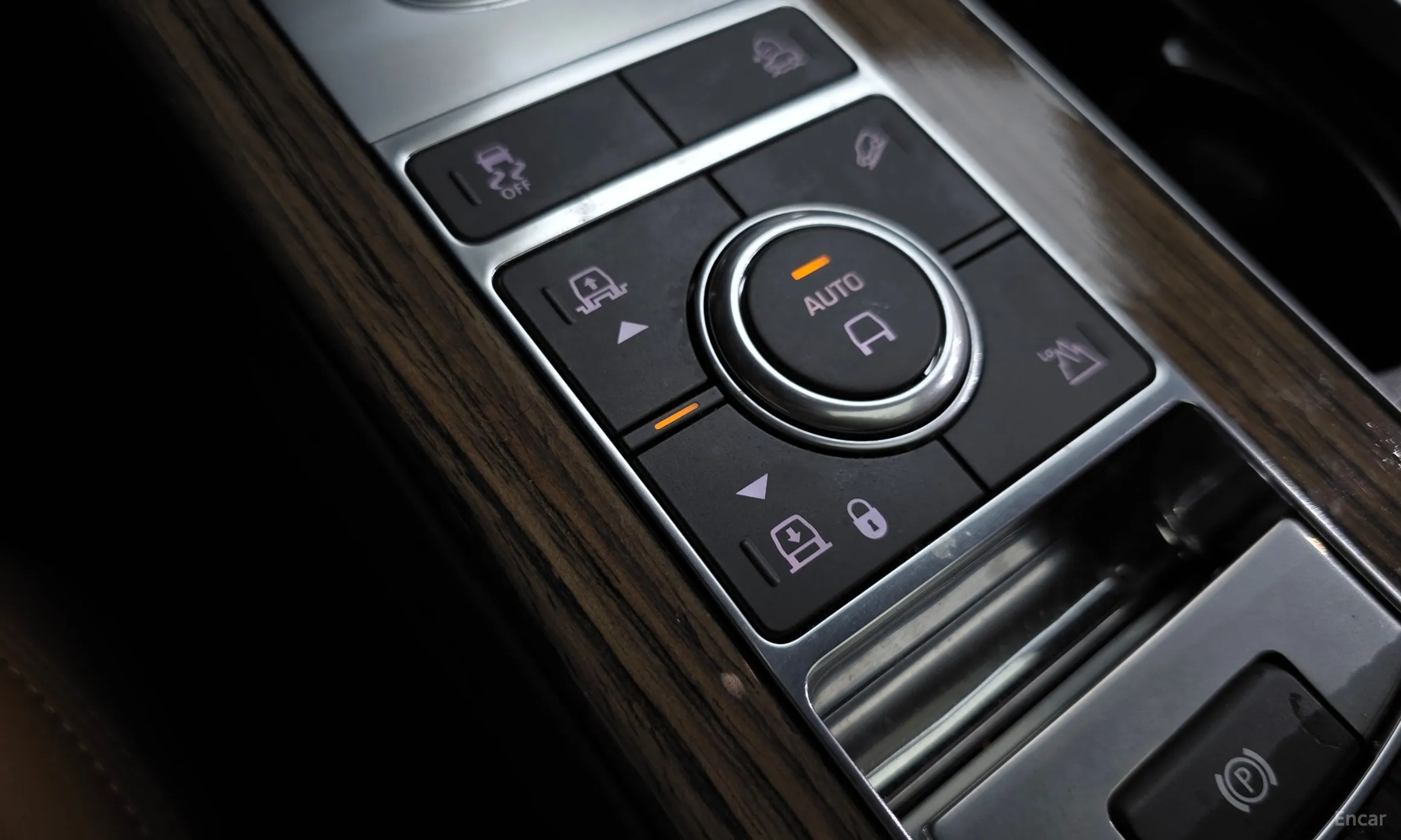 Land Rover Range Rover 4th Generation превью 16