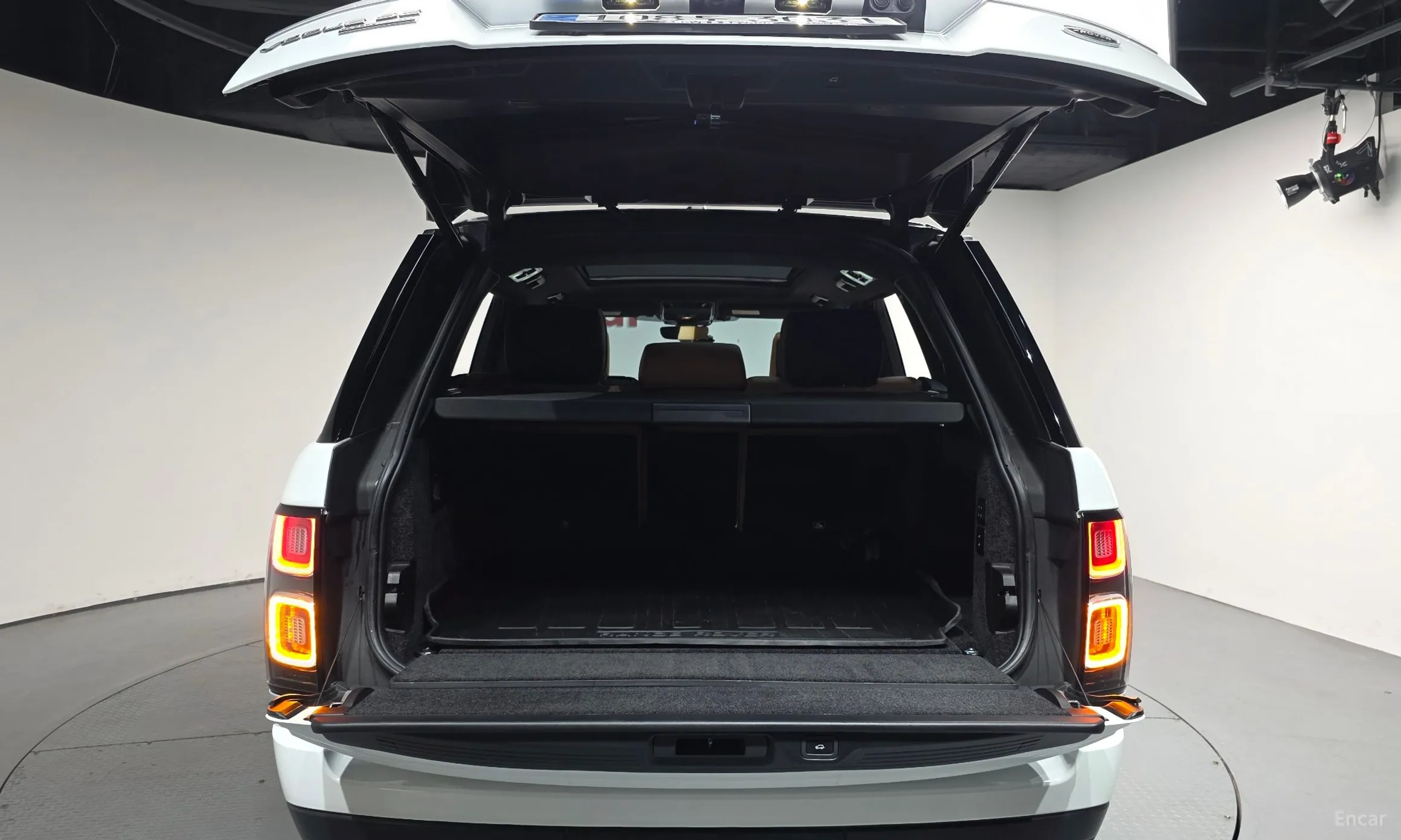Land Rover Range Rover 4th Generation превью 20