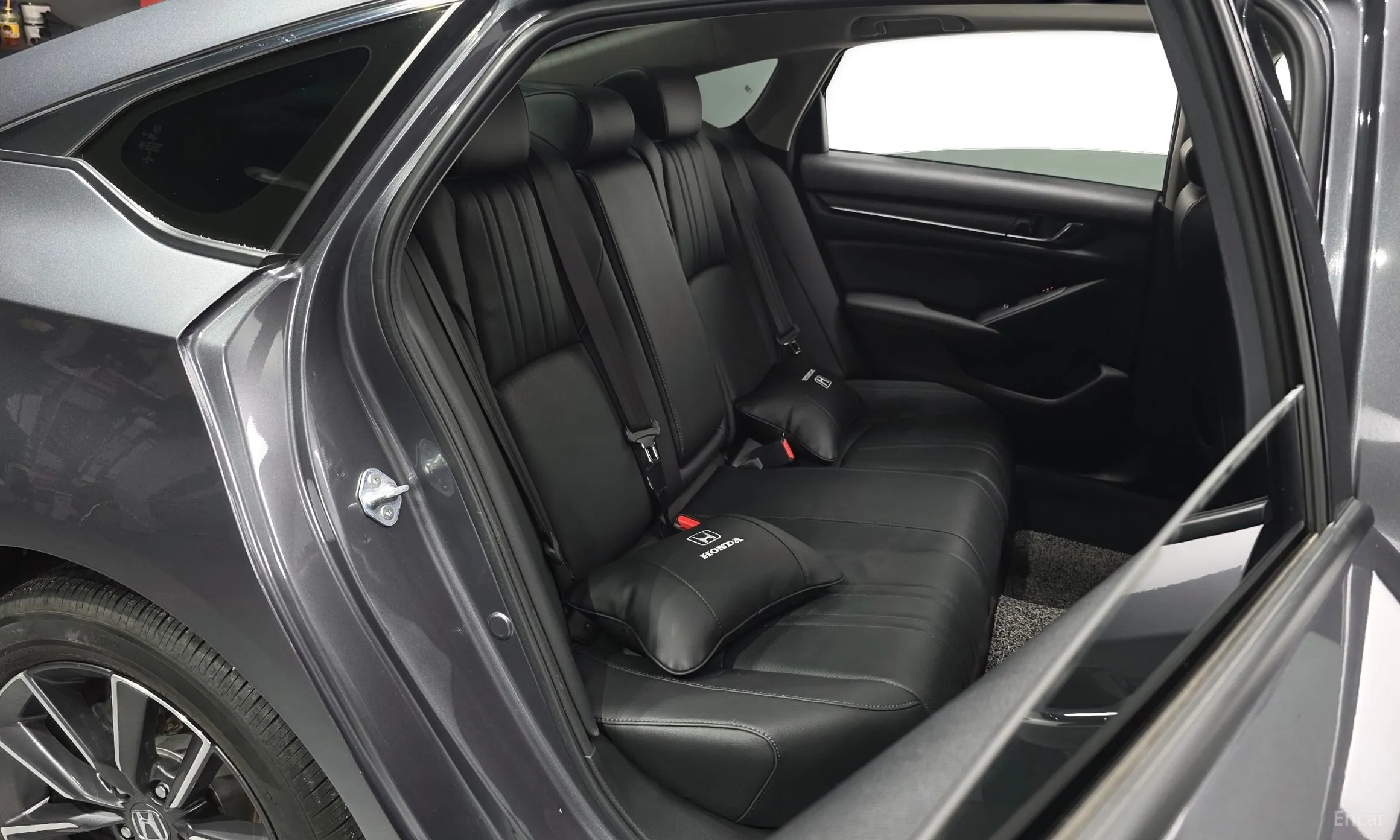 Honda Accord 10th Generation превью 11