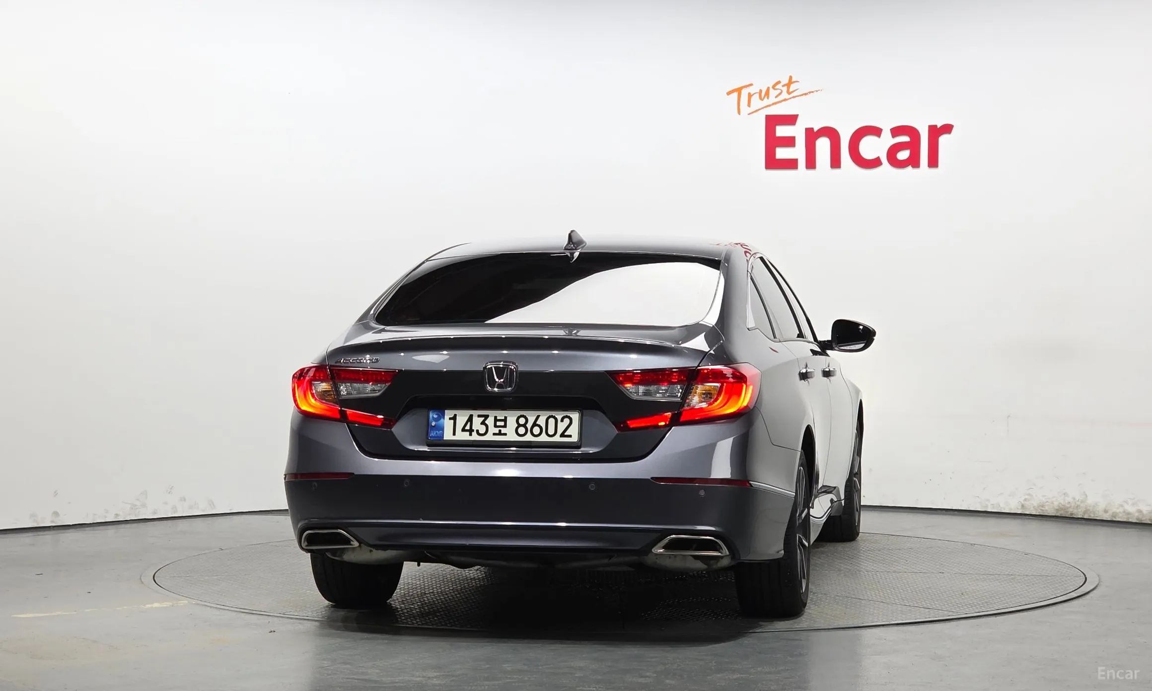 Honda Accord 10th Generation превью 4