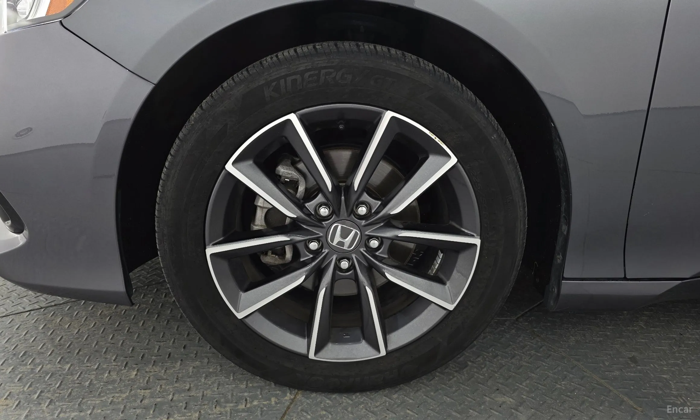 Honda Accord 10th Generation превью 5