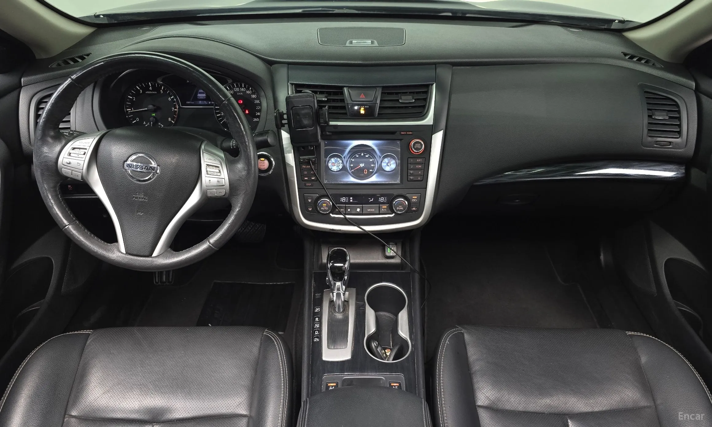 Nissan Altima превью 7