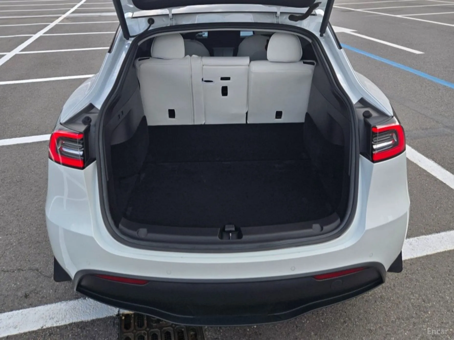 Tesla Model Y превью 9
