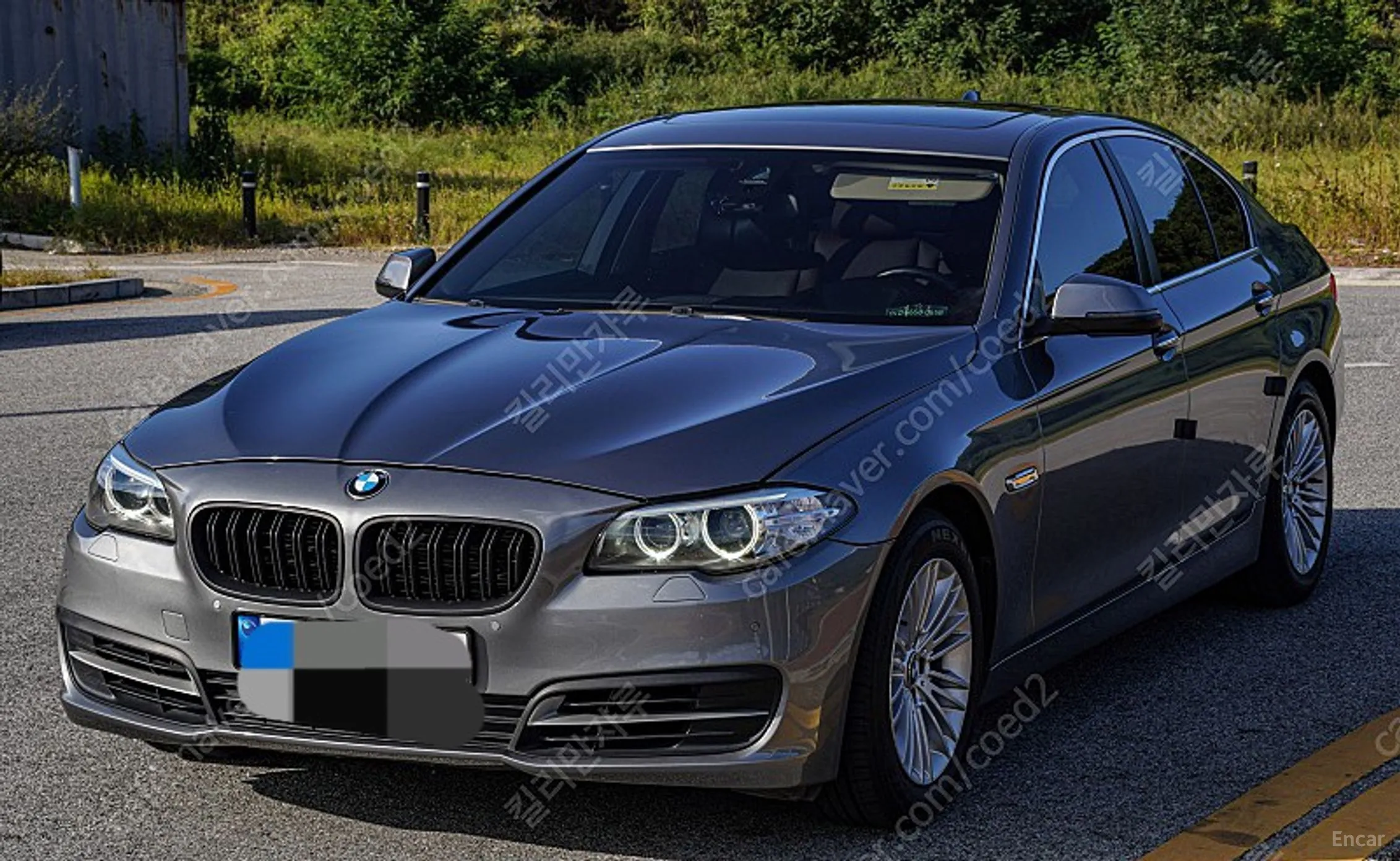 BMW 5 Series (F10) превью 4