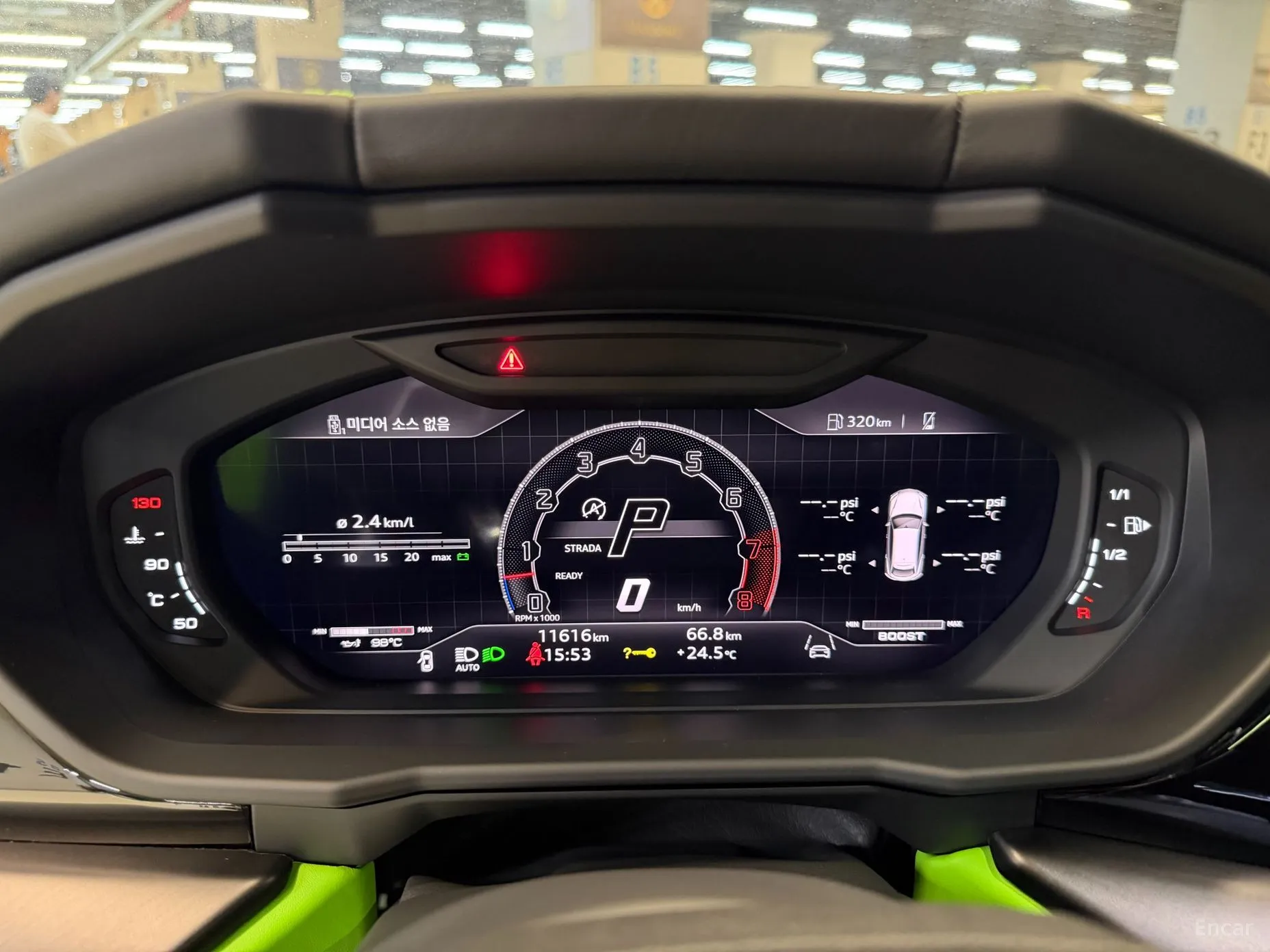 Lamborghini Urus превью 19