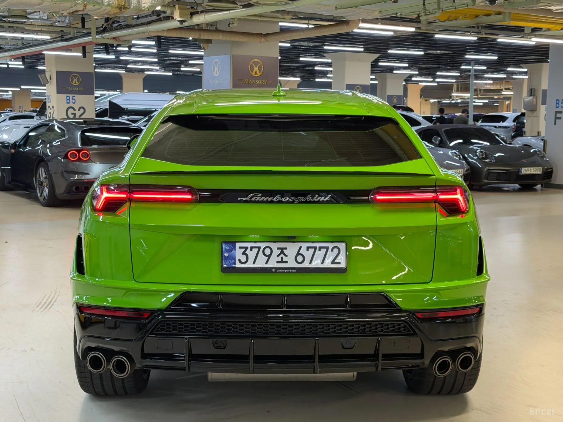 Lamborghini Urus превью 4