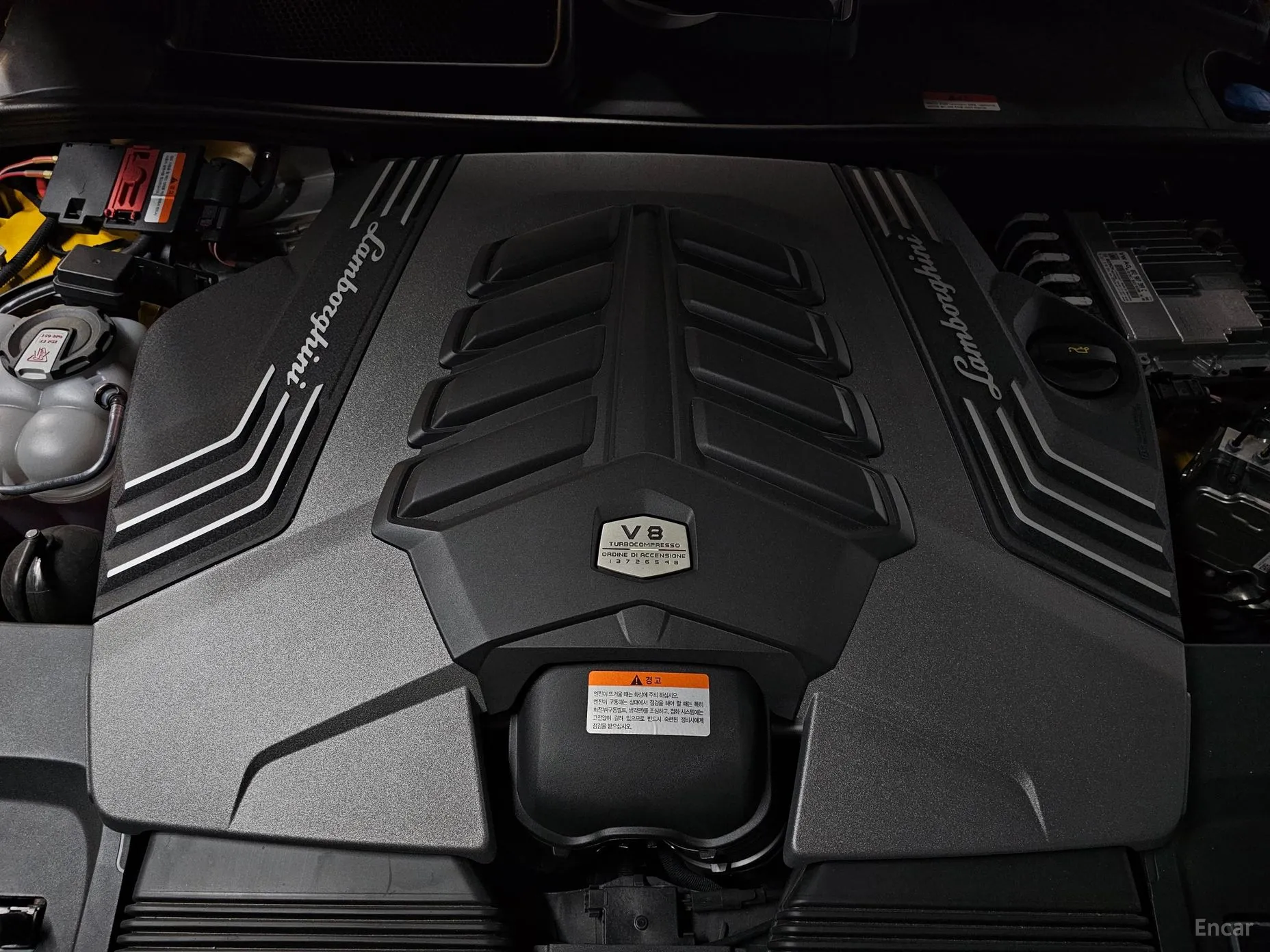 Lamborghini Urus превью 7