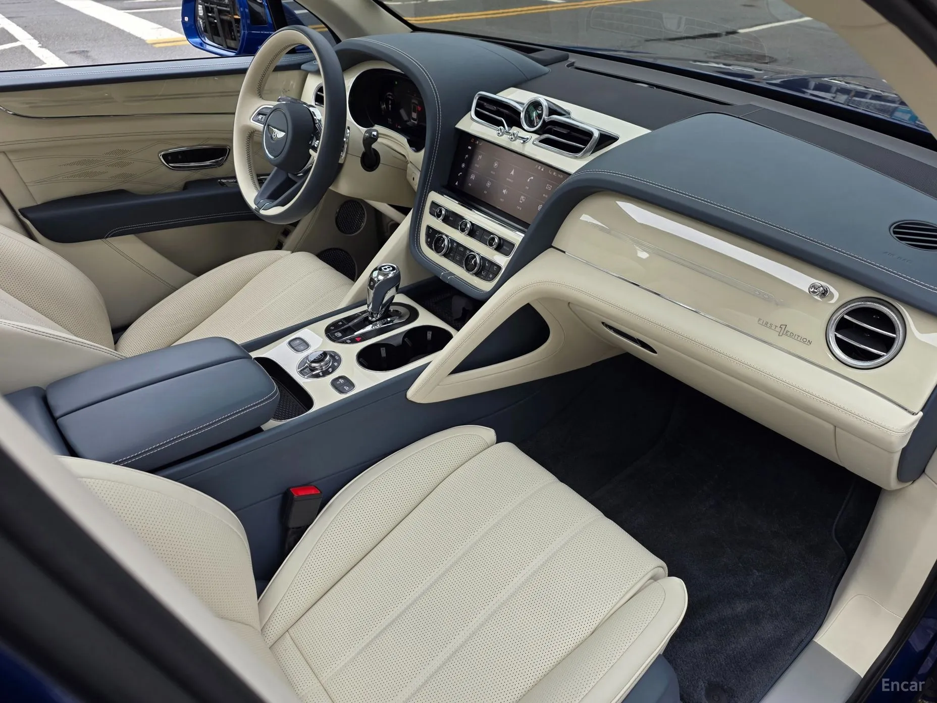 Bentley Bentayga превью 11