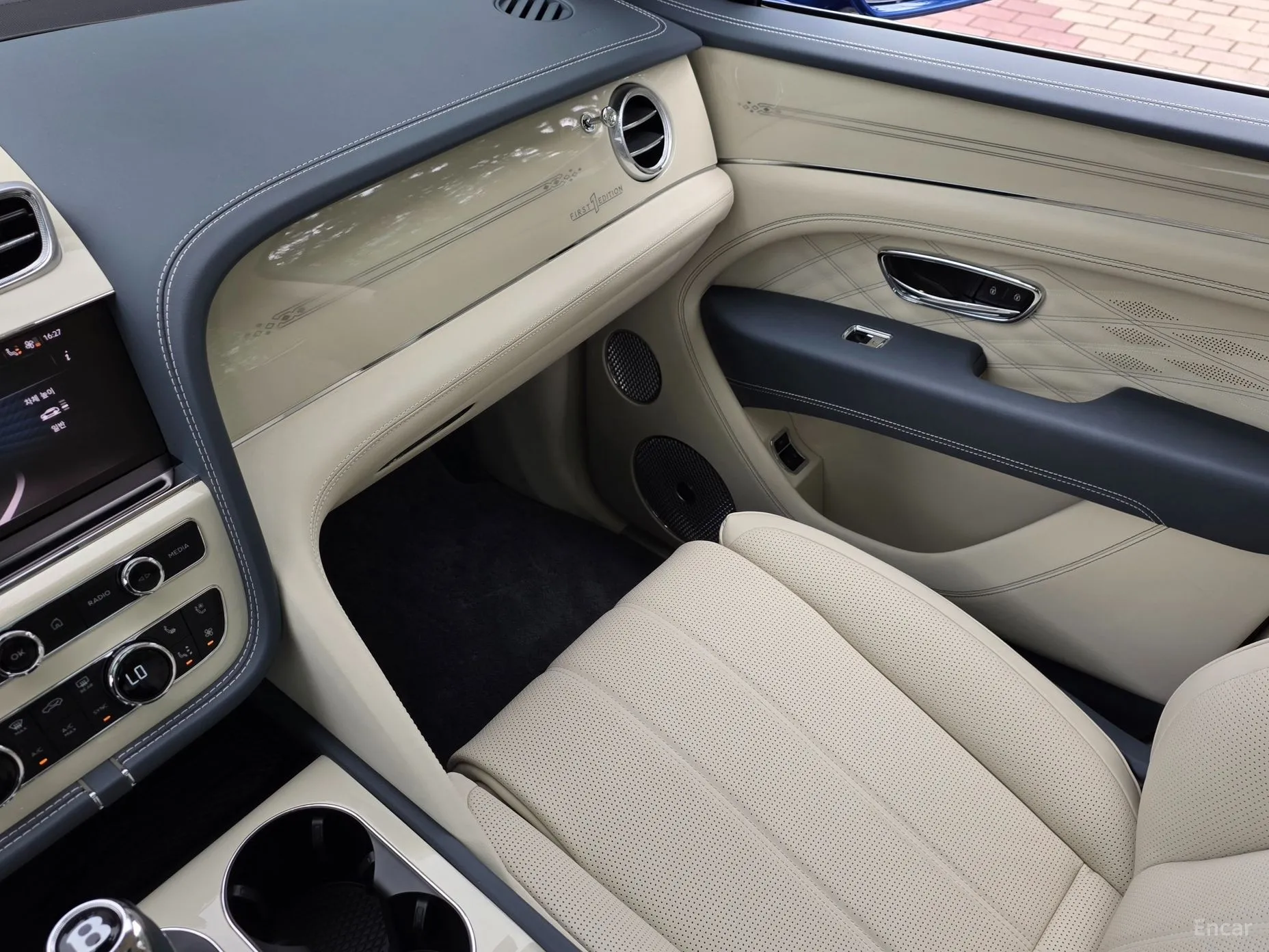 Bentley Bentayga превью 15