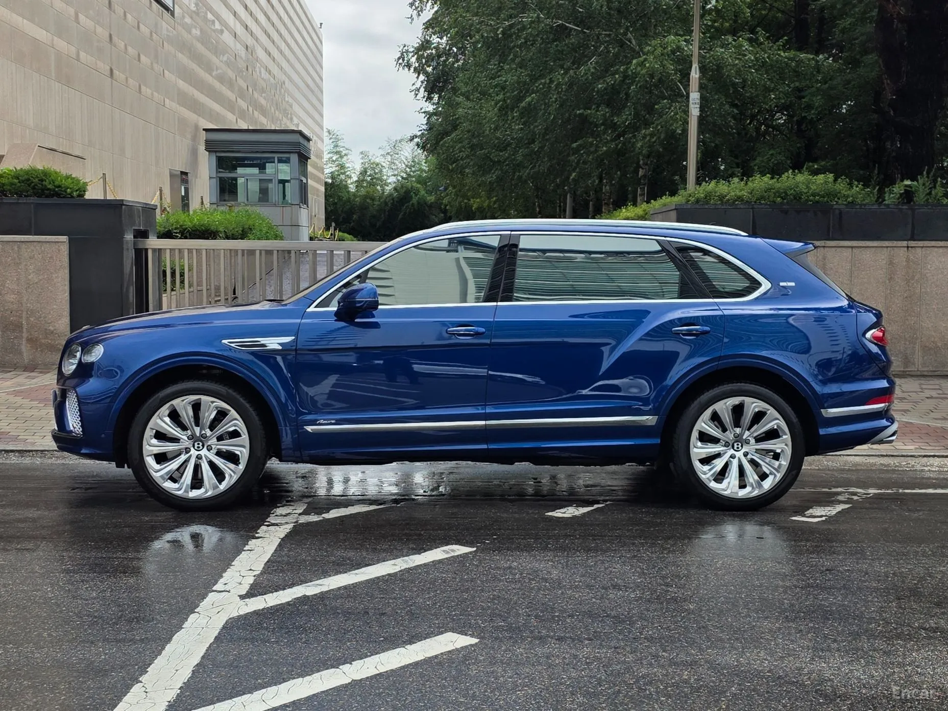 Bentley Bentayga превью 6
