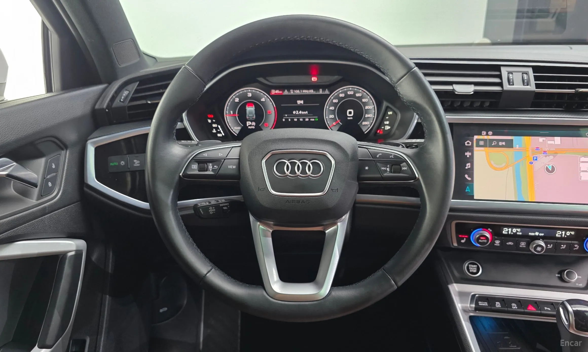 Audi Q3 (F3) превью 13
